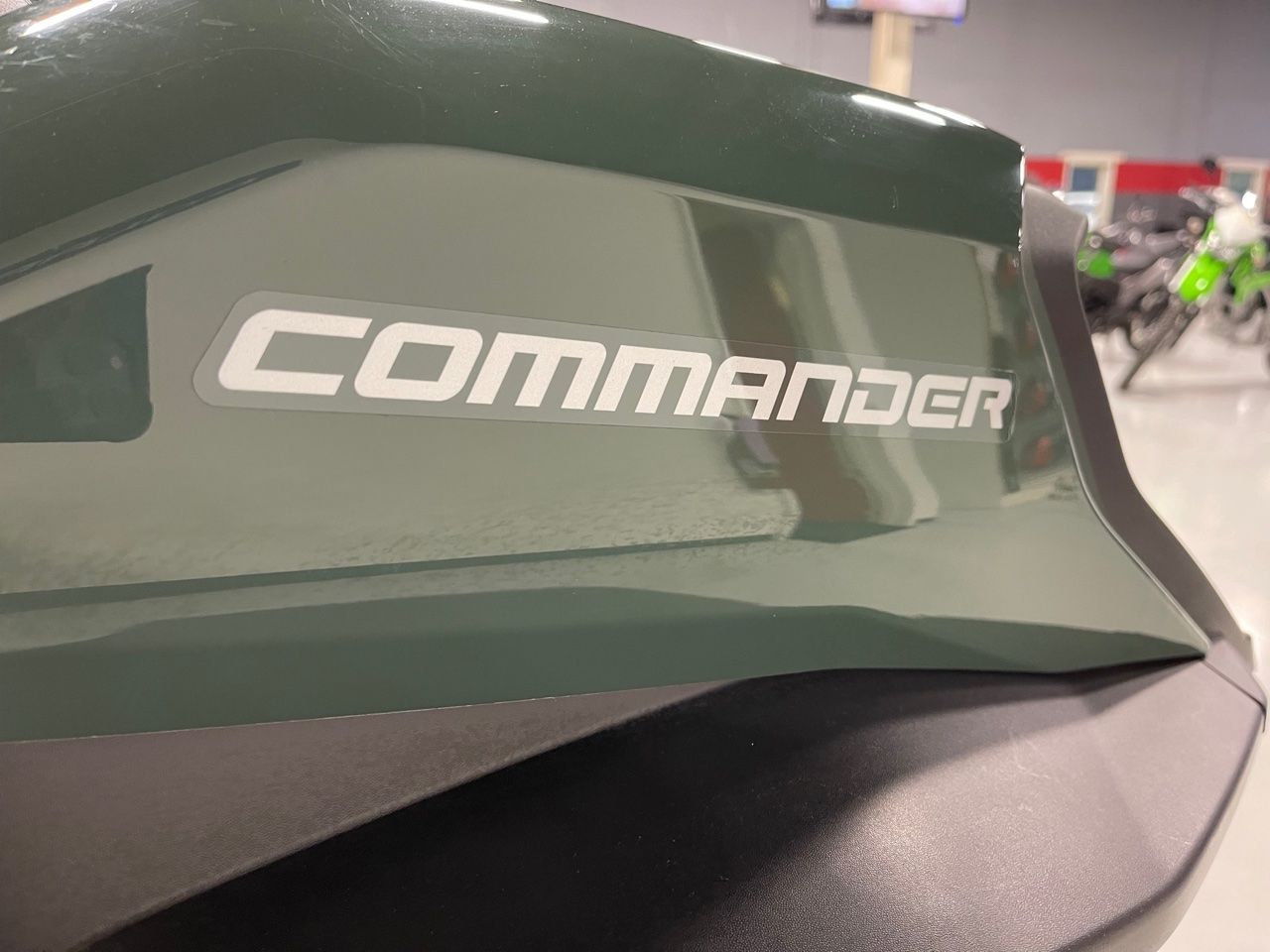 2021 Can-Am Commander MAX DPS 1000R in Brilliant, Ohio - Photo 2