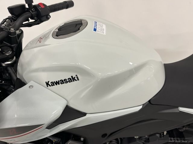 2023 Kawasaki Z400 ABS in Brilliant, Ohio - Photo 5