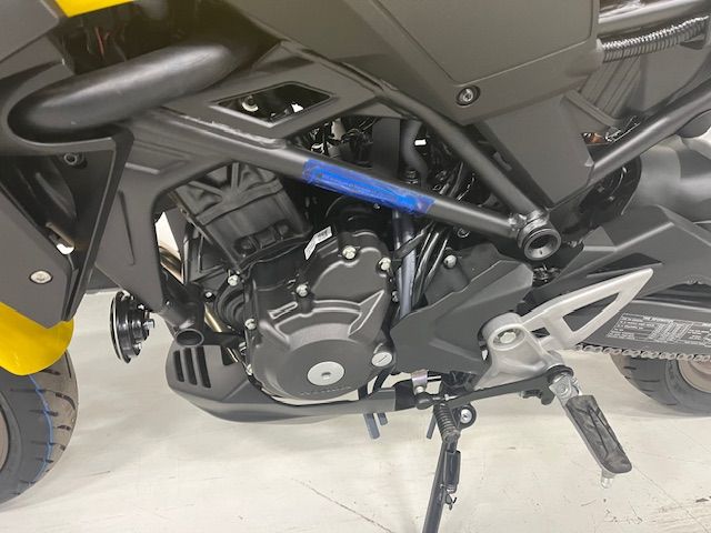 2024 Honda CB300R ABS in Brilliant, Ohio - Photo 10