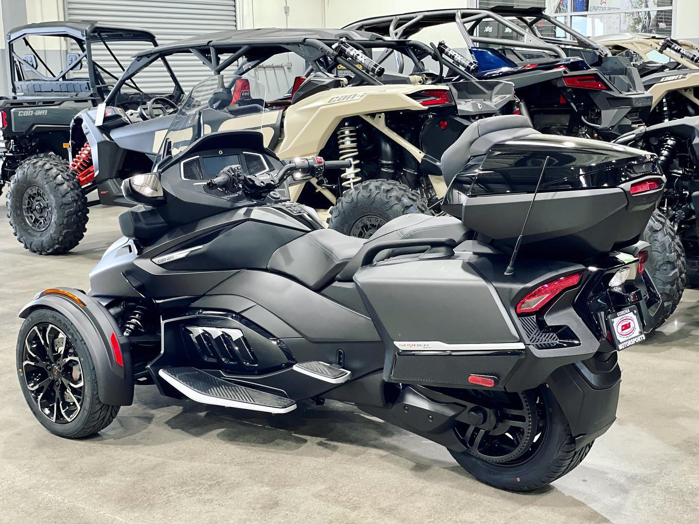 2023 Can-Am Spyder RT Limited in Corona, California - Photo 4