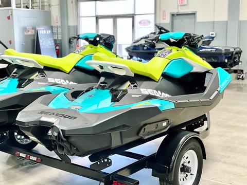 2022 Sea-Doo Spark 3up 90 hp iBR, Convenience Package + Sound System in Corona, California - Photo 5