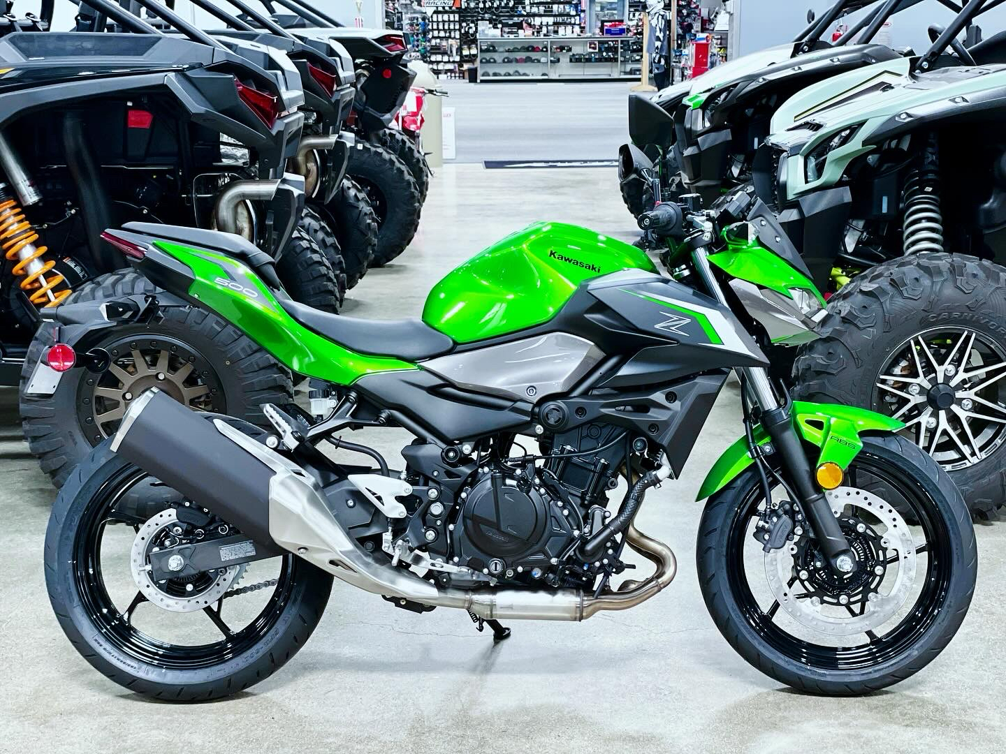 2024 Kawasaki Z500 ABS in Corona, California - Photo 1