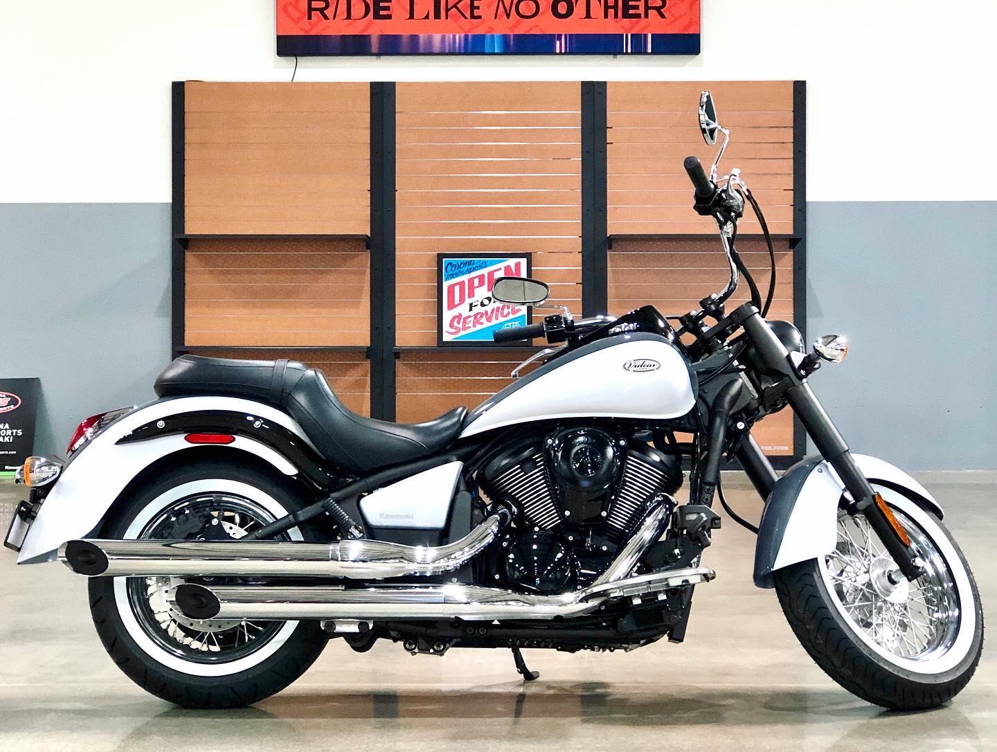 New 2021 Kawasaki Vulcan 900 Classic Pearl Storm Gray ...