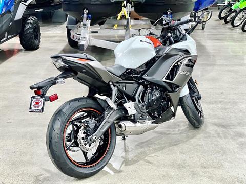 2023 Kawasaki Ninja 650 in Corona, California - Photo 4
