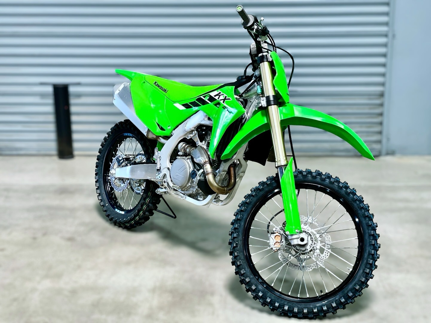 2025 Kawasaki KX 450 in Corona, California - Photo 2