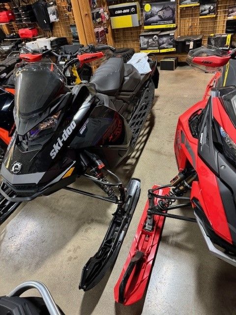 2022 Ski-Doo MXZ X-RS 850 E-TEC ES w/ Smart-Shox, RipSaw 1.25 in Boonville, New York - Photo 3