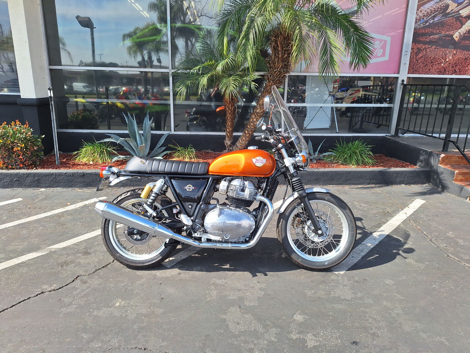 2022 Royal Enfield INT650 in Ontario, California - Photo 8