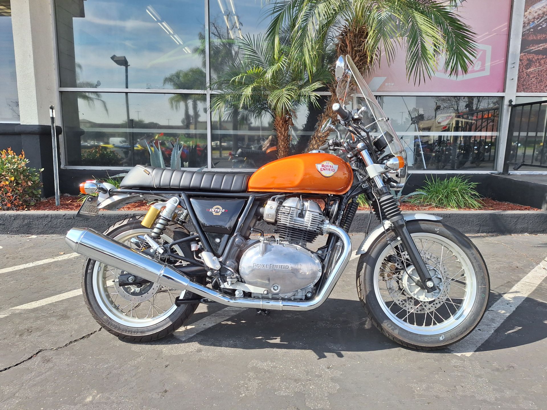 2022 Royal Enfield INT650 in Ontario, California - Photo 10