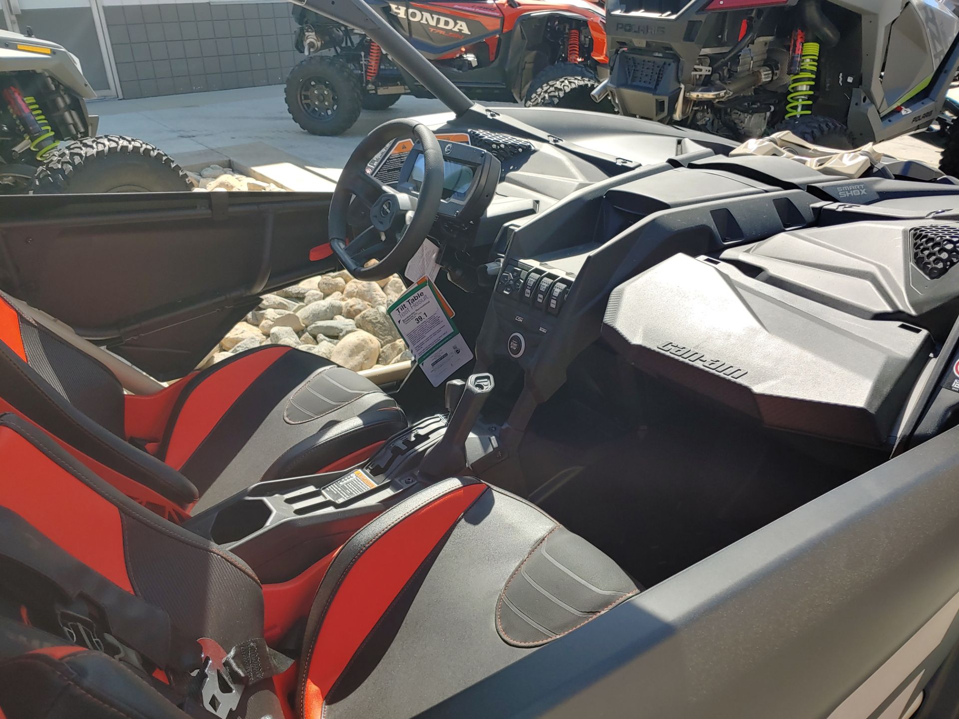 2023 Can-Am Maverick X3 X RS Turbo RR with Smart-Shox 72 in Ontario, California - Photo 7