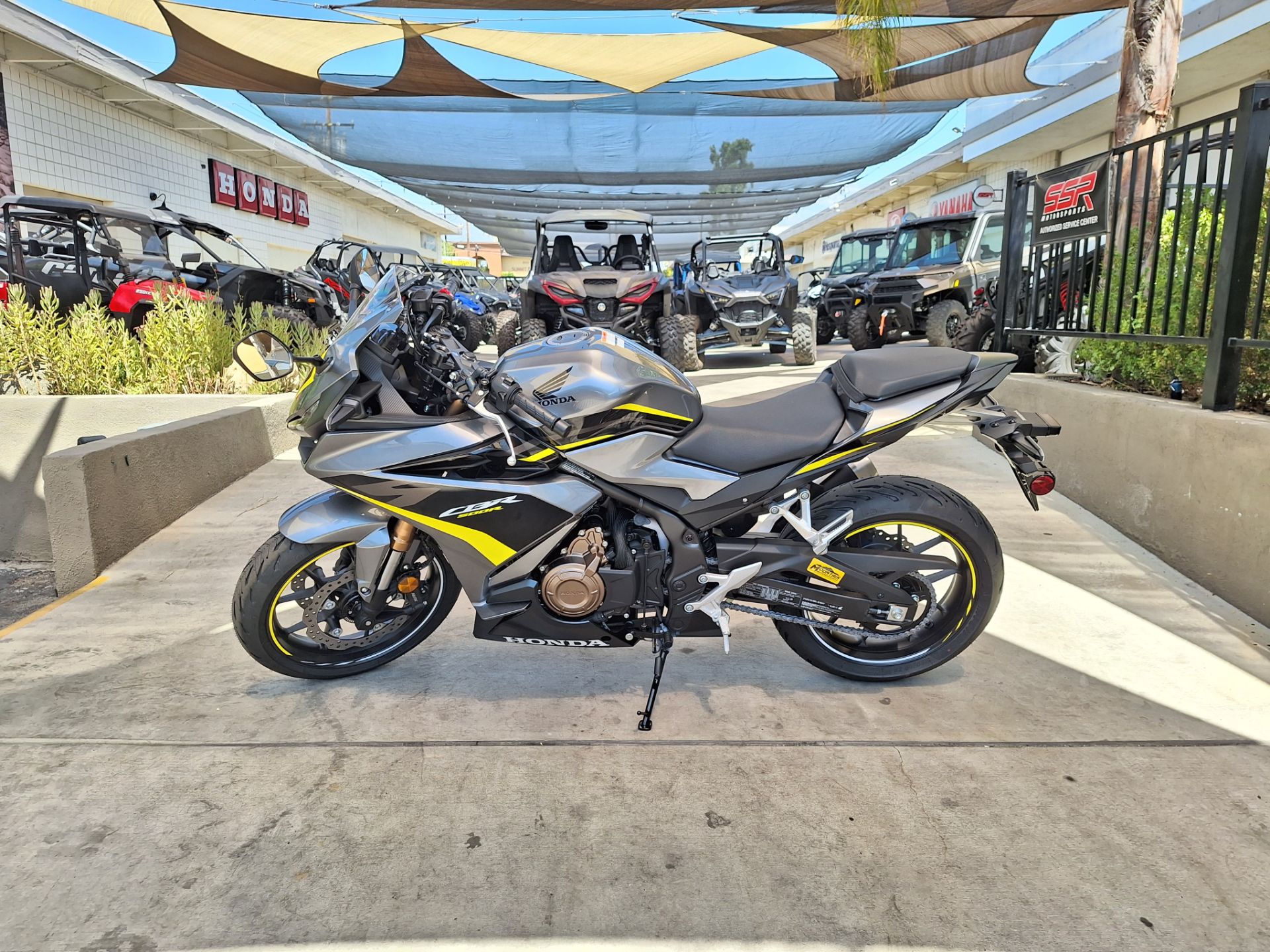 2023 Honda CBR500R ABS in Ontario, California - Photo 14