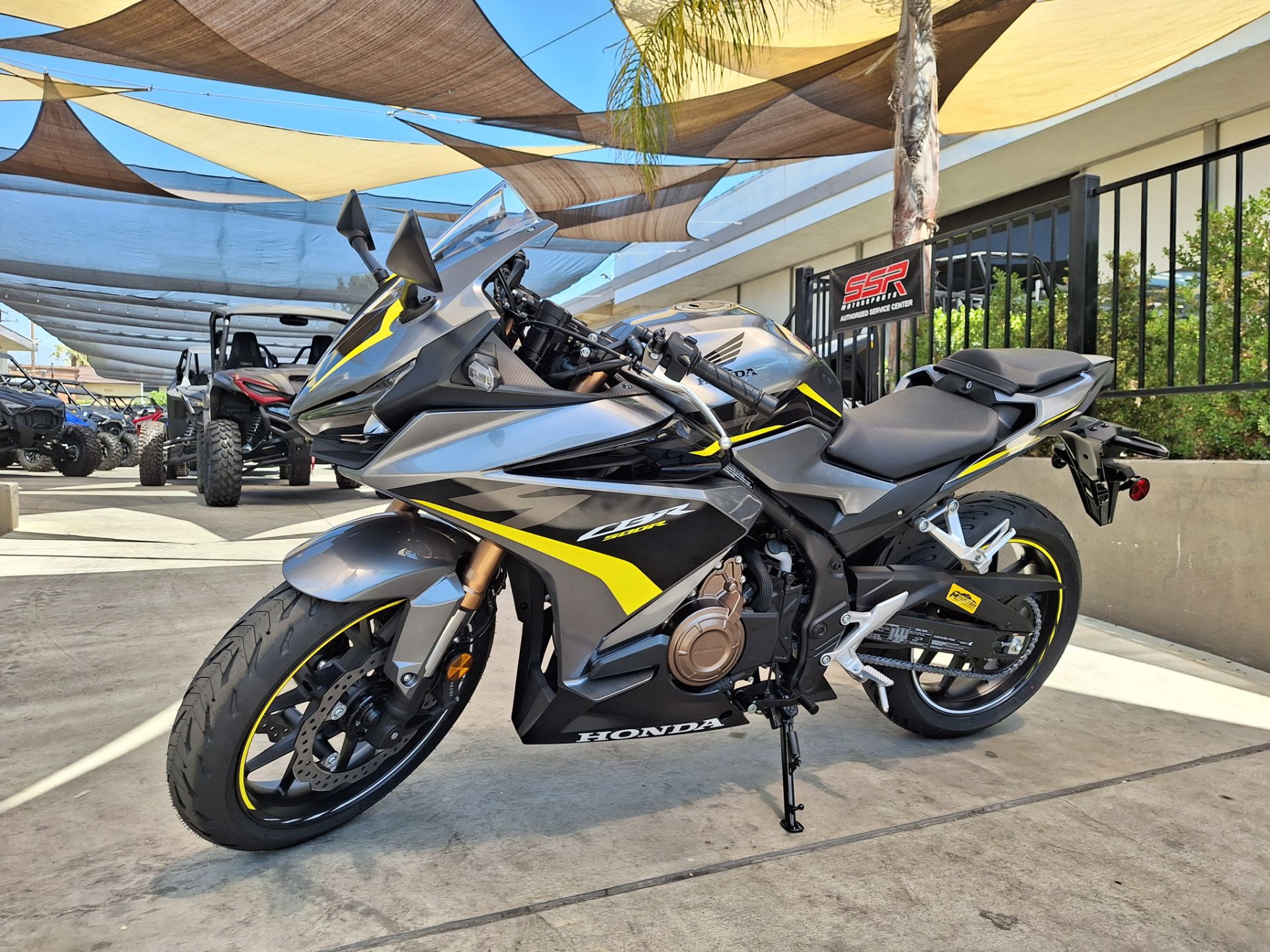 2023 Honda CBR500R ABS in Ontario, California - Photo 16