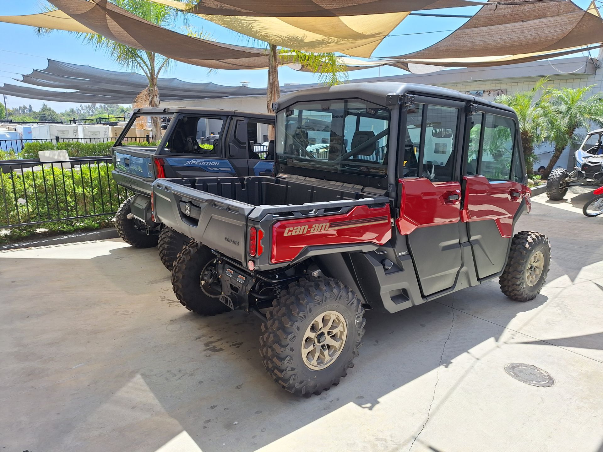 2024 Can-Am Defender MAX Limited in Ontario, California - Photo 13