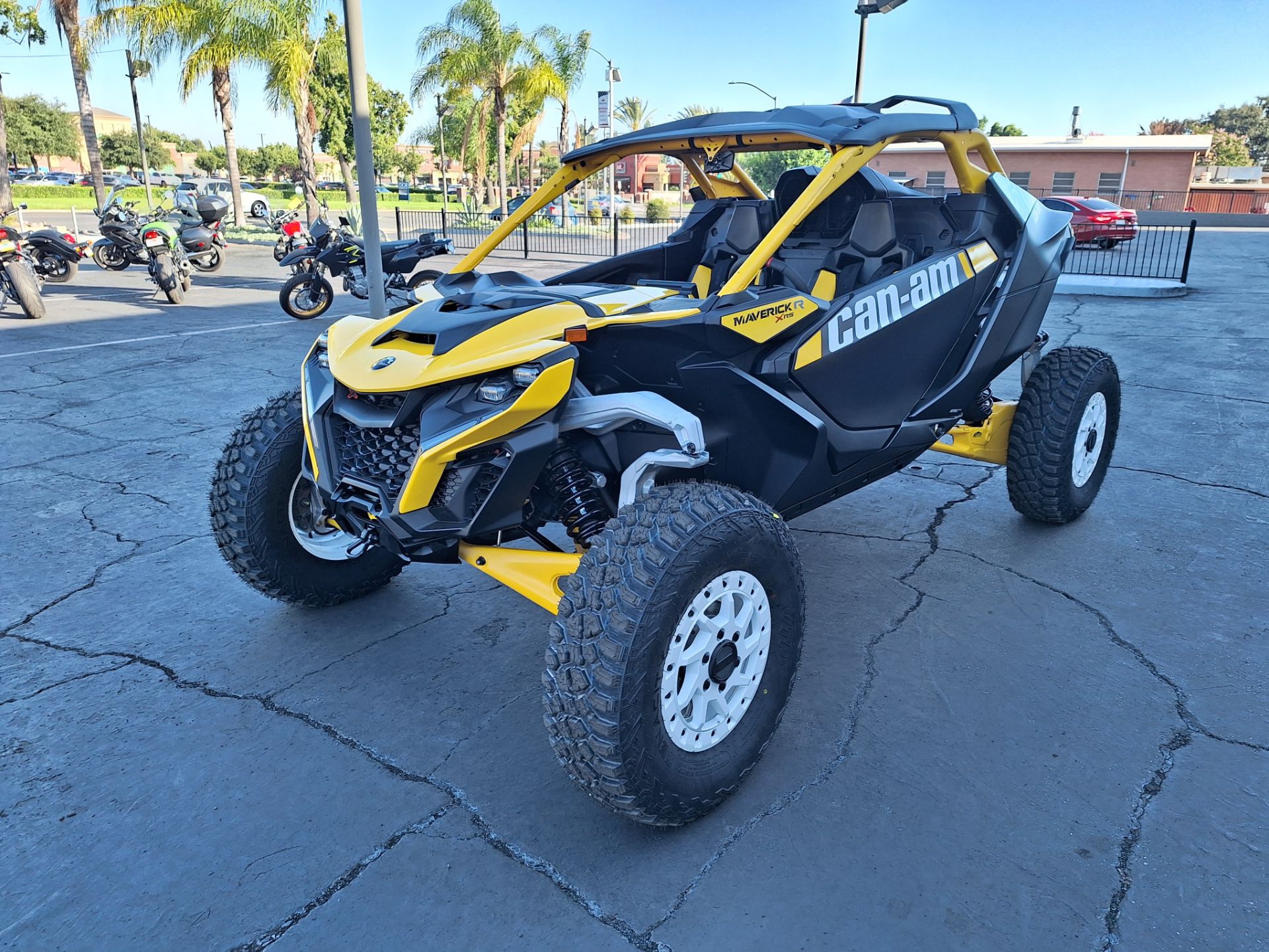 2024 Can-Am Maverick R X RS with Smart-Shox 999T DCT in Ontario, California - Photo 42