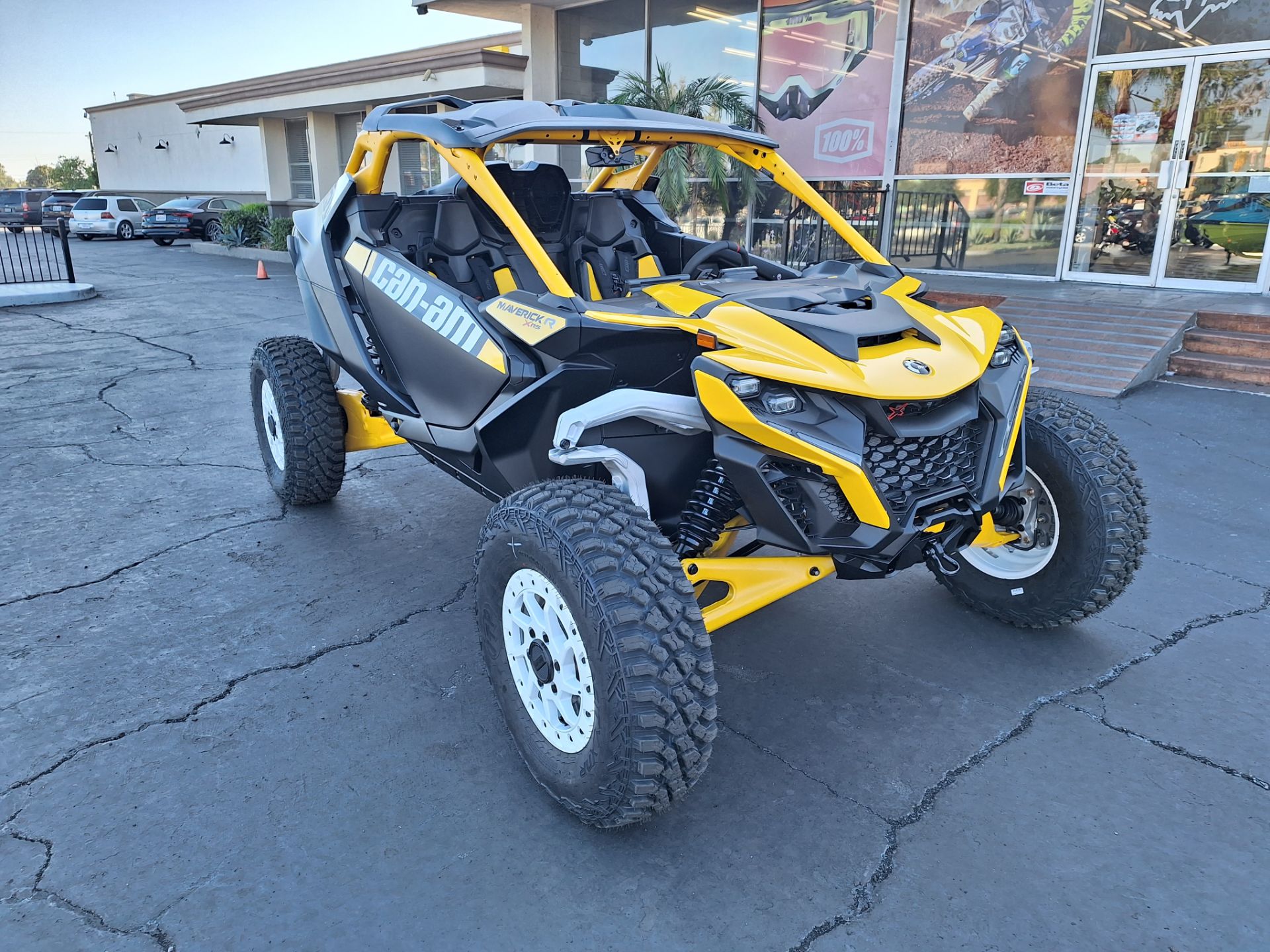 2024 Can-Am Maverick R X RS with Smart-Shox 999T DCT in Ontario, California - Photo 10