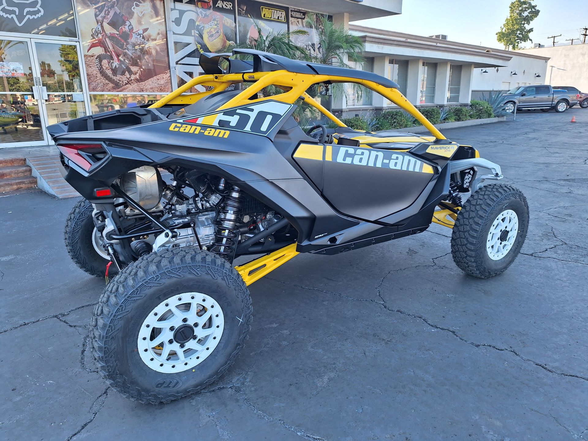 2024 Can-Am Maverick R X RS with Smart-Shox 999T DCT in Ontario, California - Photo 20