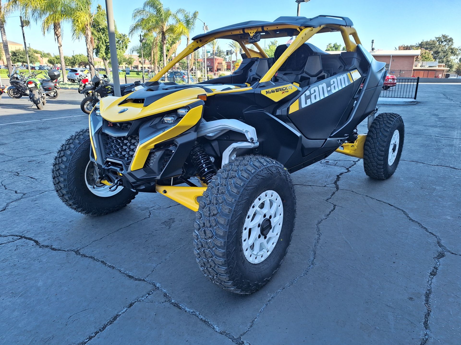 2024 Can-Am Maverick R X RS with Smart-Shox 999T DCT in Ontario, California - Photo 43