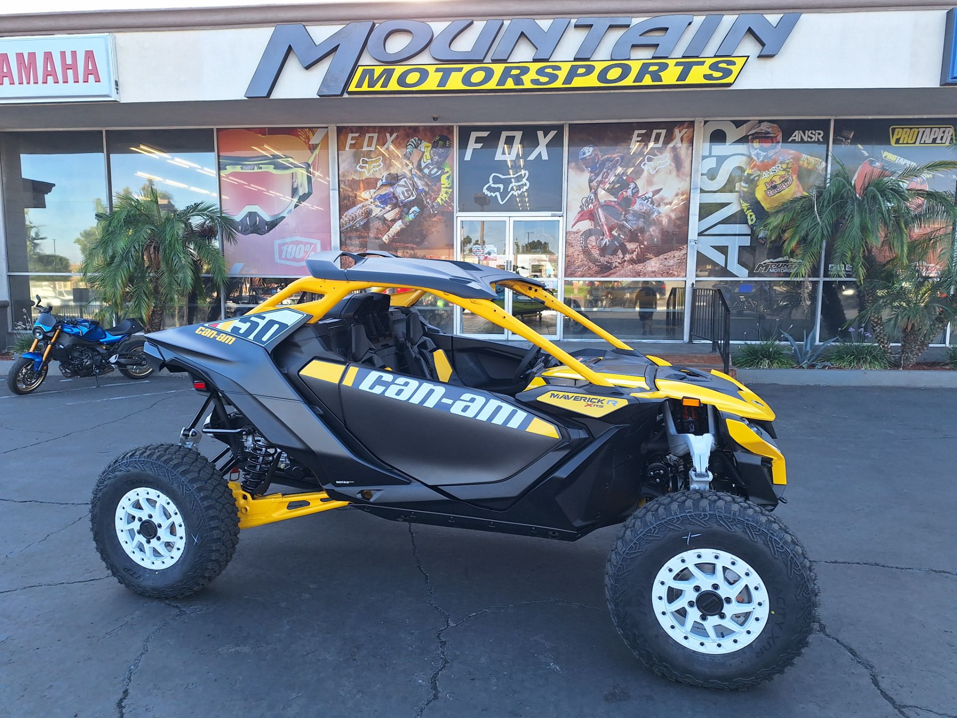 2024 Can-Am Maverick R X RS with Smart-Shox in Ontario, California - Photo 2