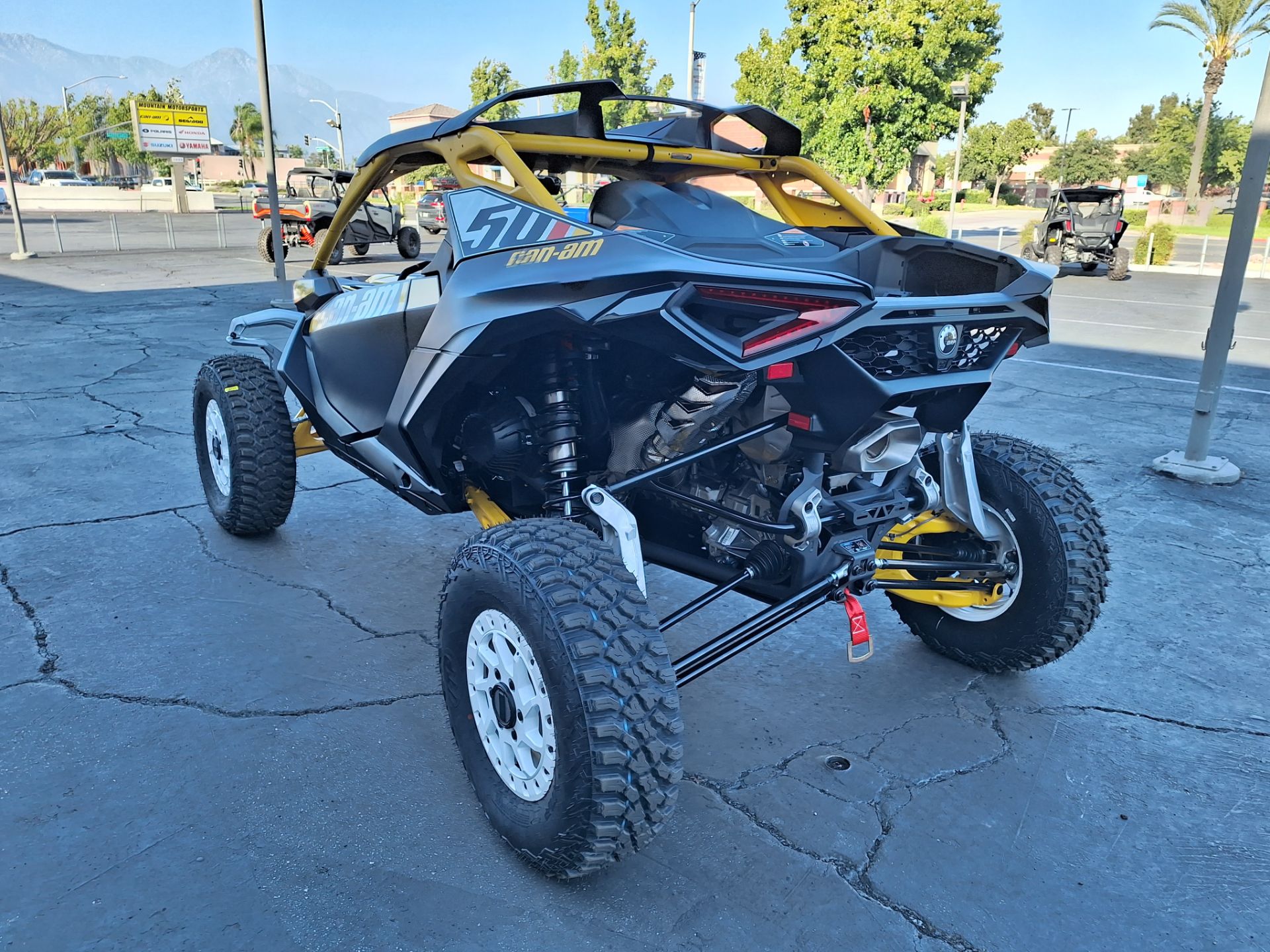 2024 Can-Am Maverick R X RS with Smart-Shox in Ontario, California - Photo 29