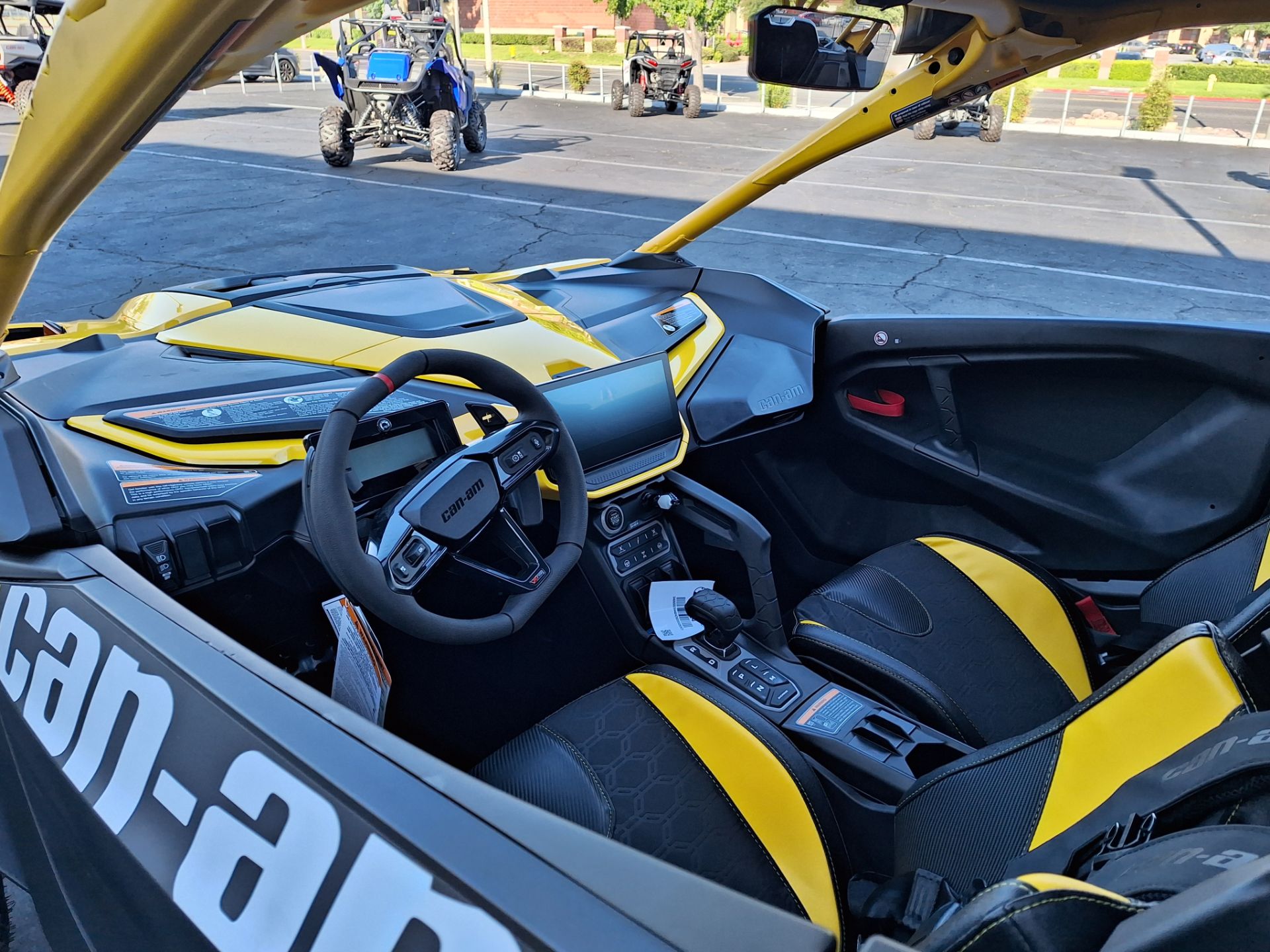 2024 Can-Am Maverick R X RS with Smart-Shox 999T DCT in Ontario, California - Photo 32