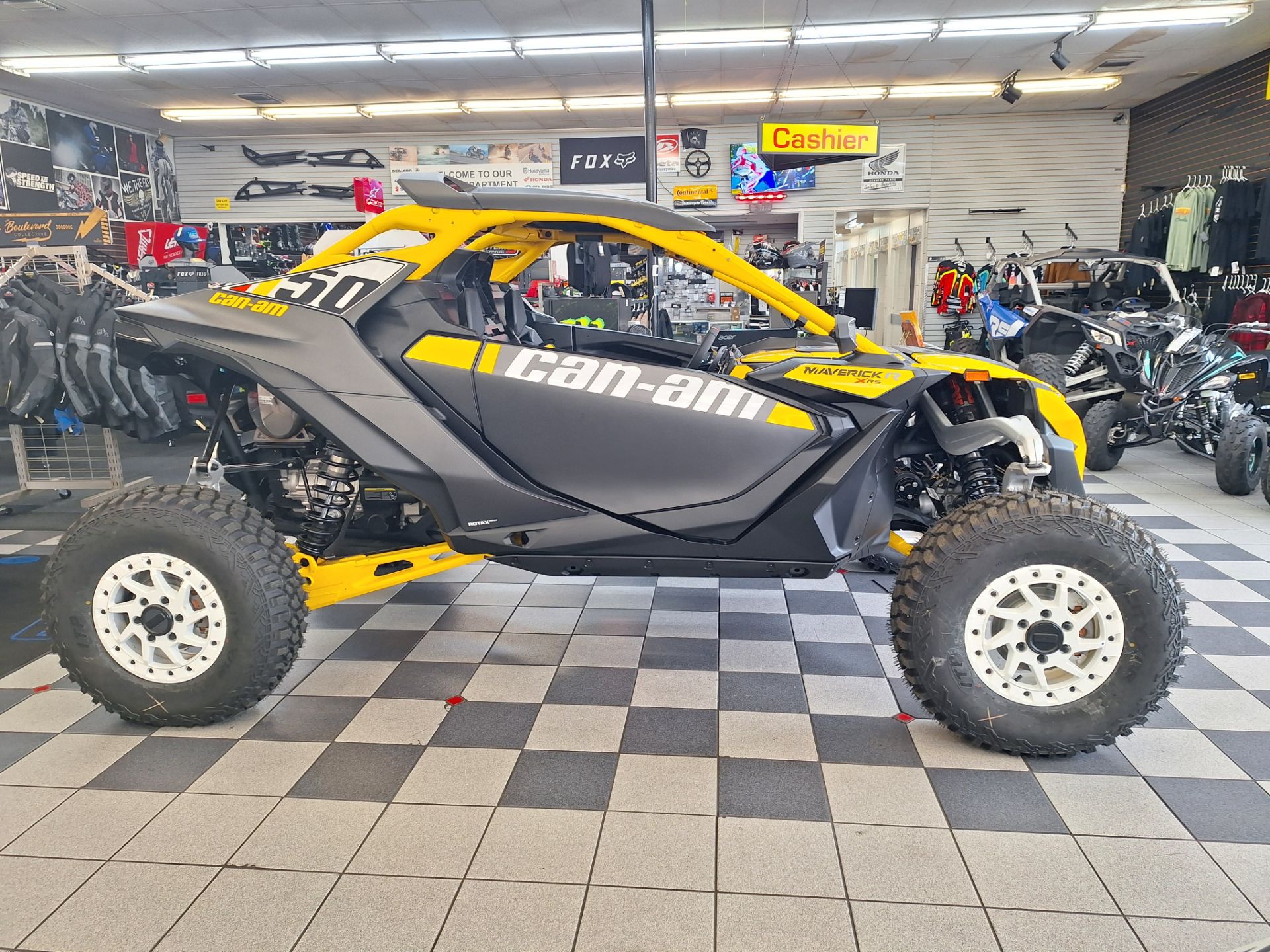 2024 Can-Am Maverick R X RS with Smart-Shox in Ontario, California - Photo 12