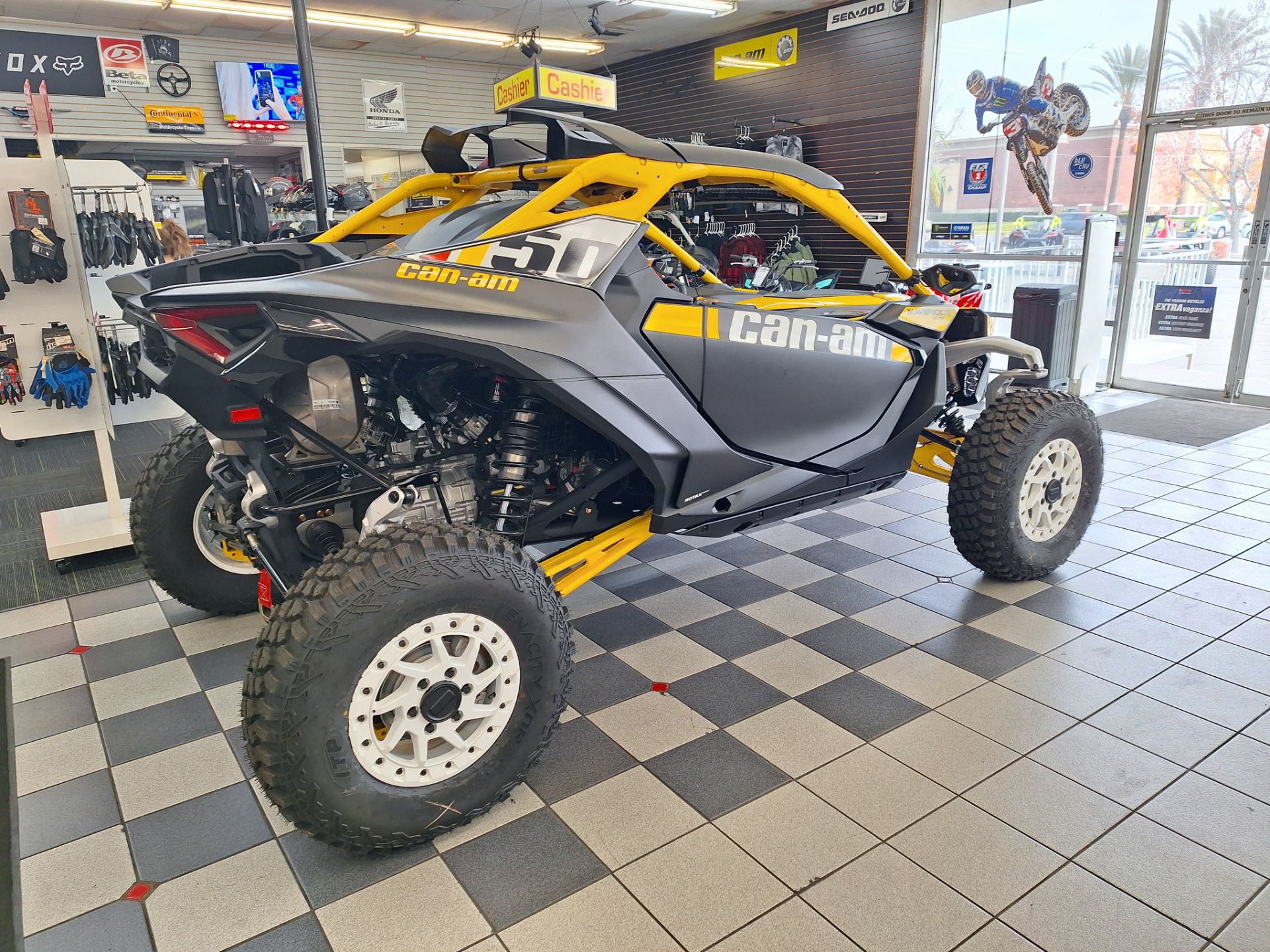 2024 Can-Am Maverick R X RS with Smart-Shox in Ontario, California - Photo 13