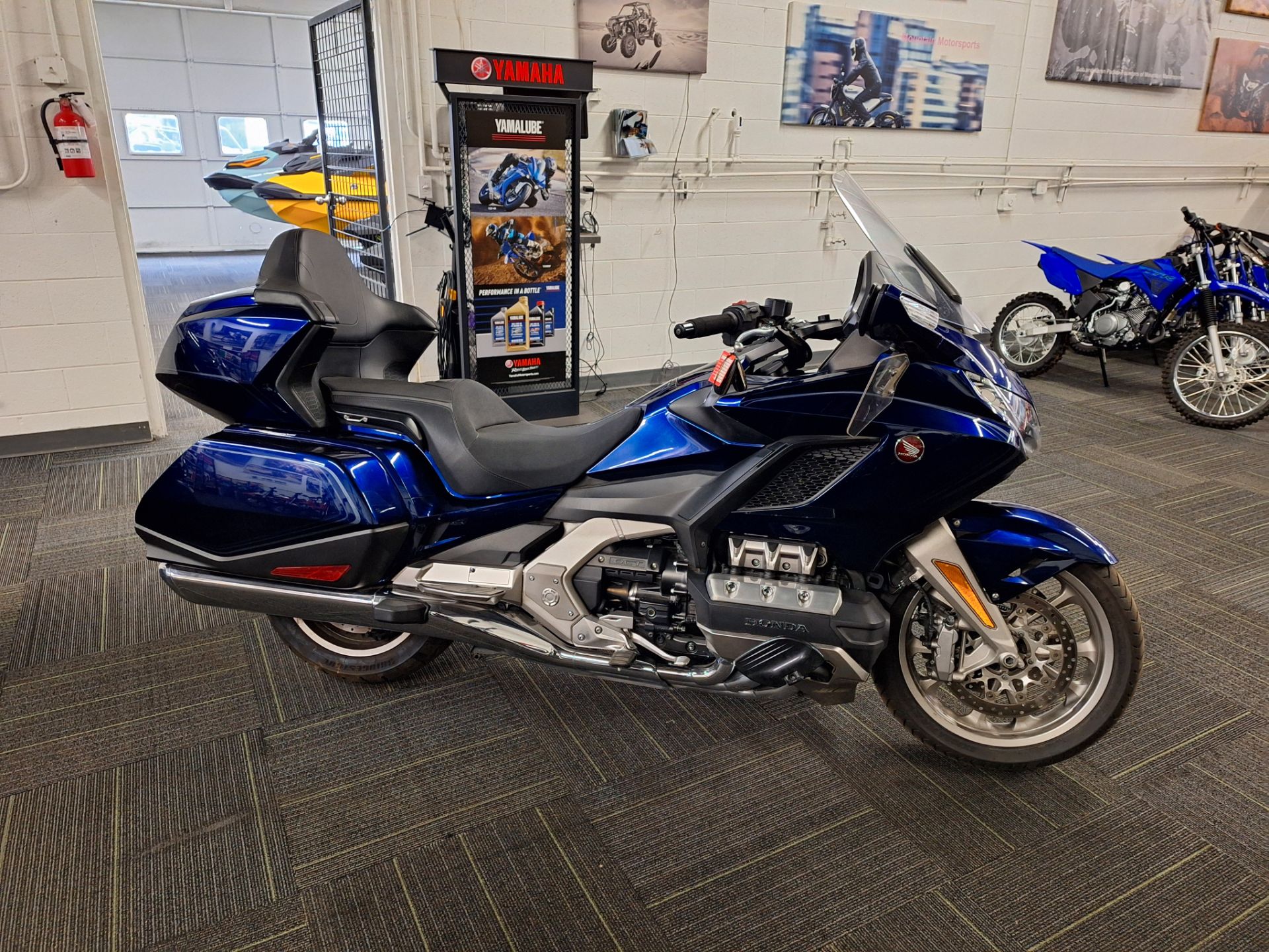 2018 Honda Gold Wing Tour Automatic DCT in Ontario, California - Photo 2
