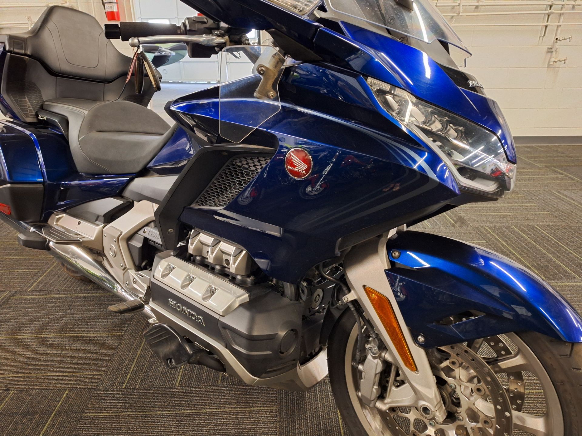 2018 Honda Gold Wing Tour Automatic DCT in Ontario, California - Photo 7