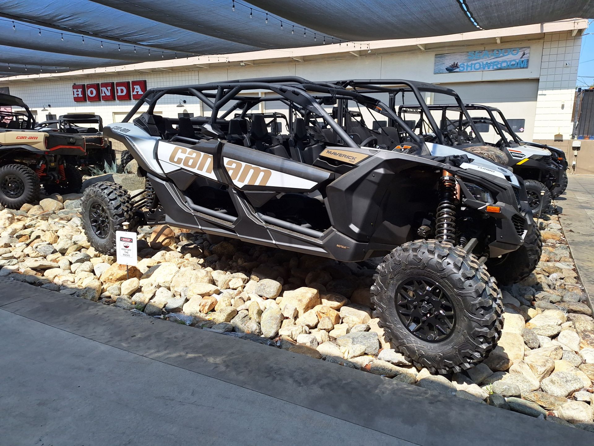 2024 Can-Am Maverick X3 MAX RS Turbo in Ontario, California - Photo 3