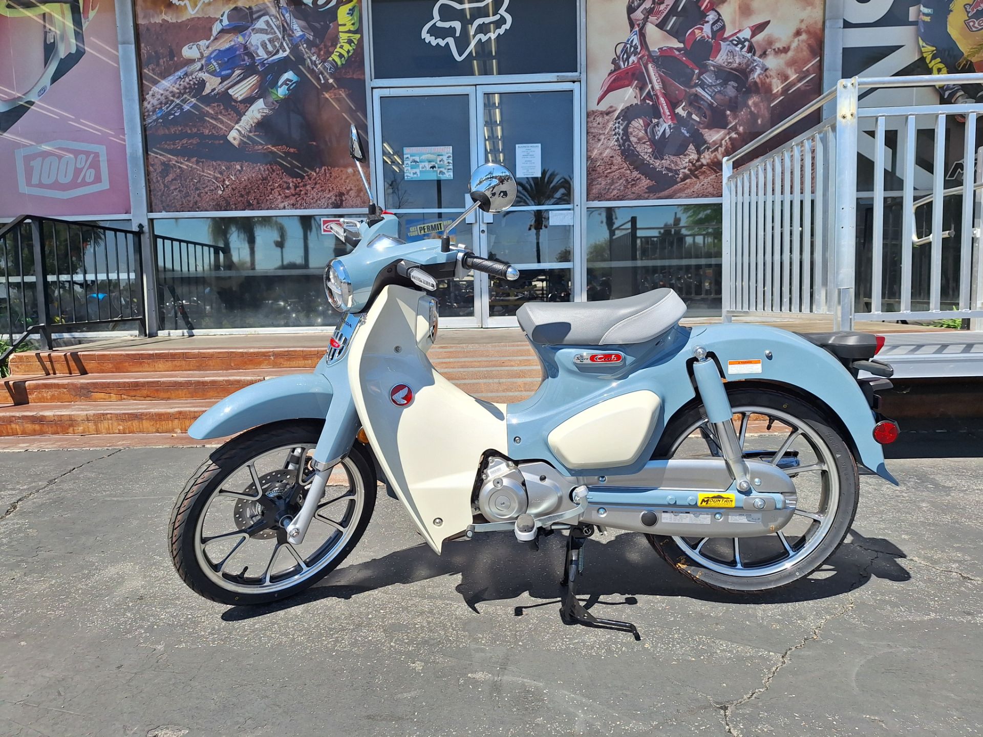 2024 Honda Super Cub C125 ABS in Ontario, California - Photo 15