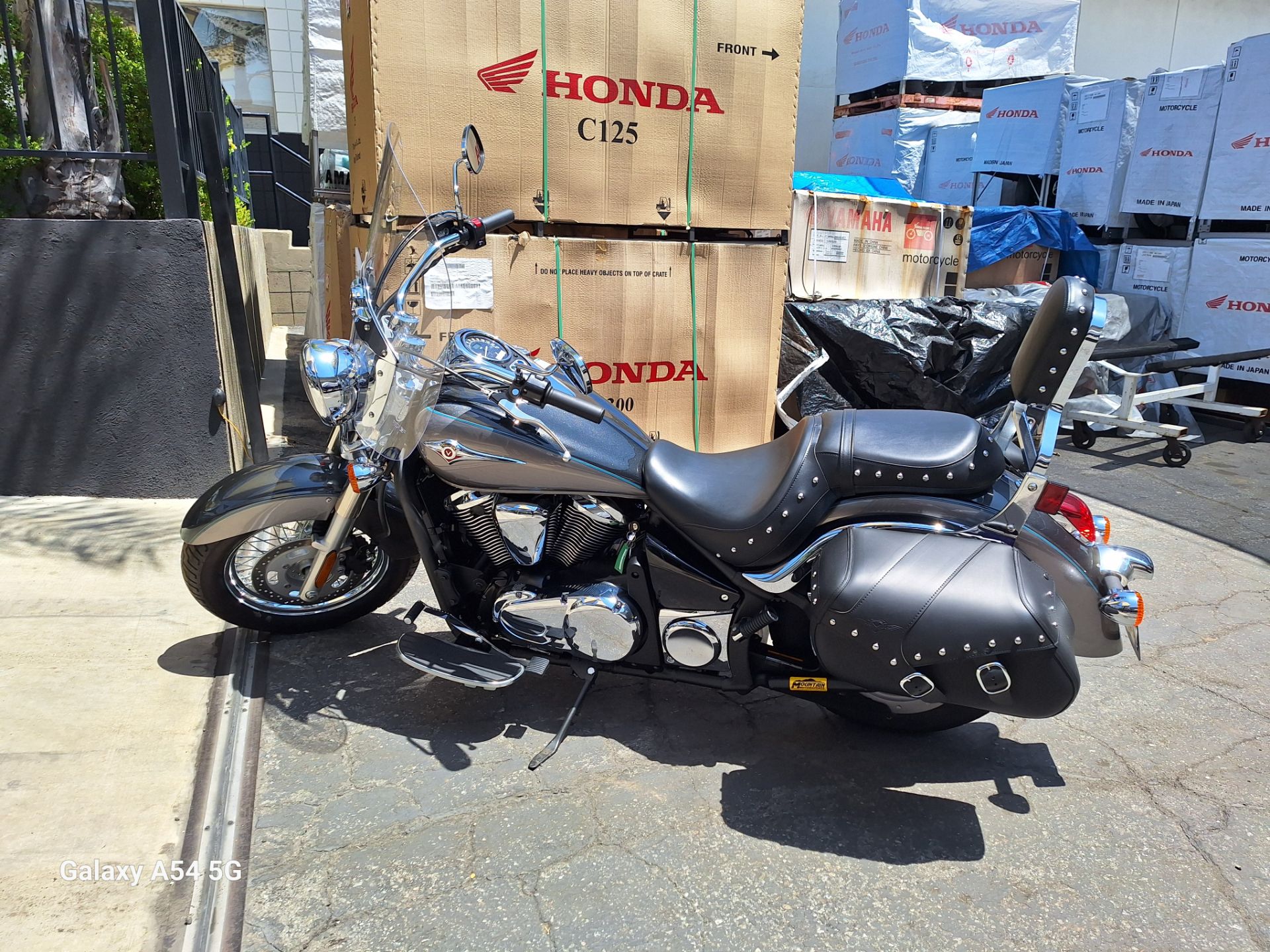 2024 Kawasaki Vulcan 900 Classic LT in Ontario, California - Photo 17