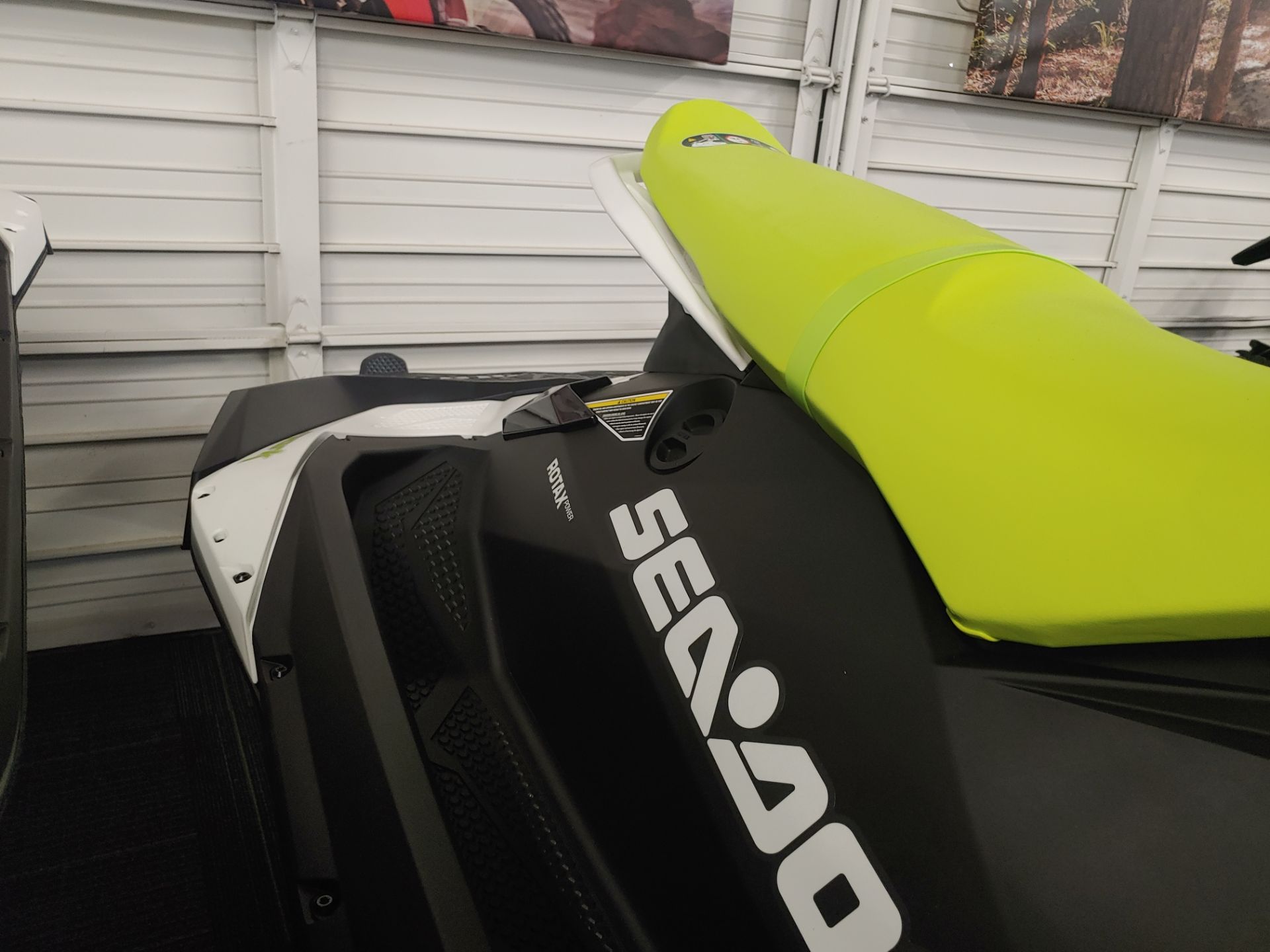2023 Sea-Doo Spark 3up 90 hp iBR + Sound System Convenience Package Plus in Ontario, California - Photo 23