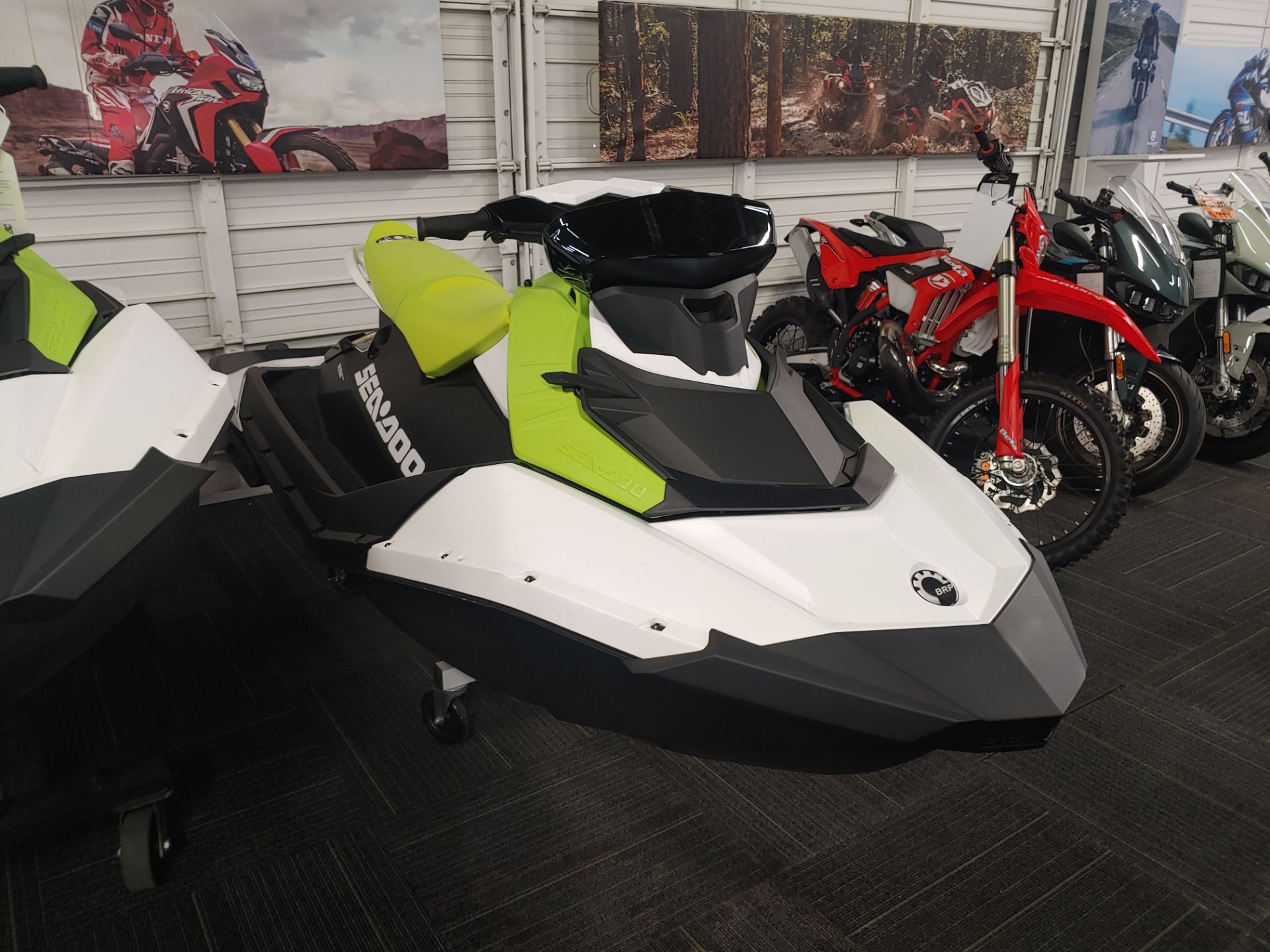 2023 Sea-Doo Spark 3up 90 hp iBR + Sound System Convenience Package Plus in Ontario, California - Photo 20