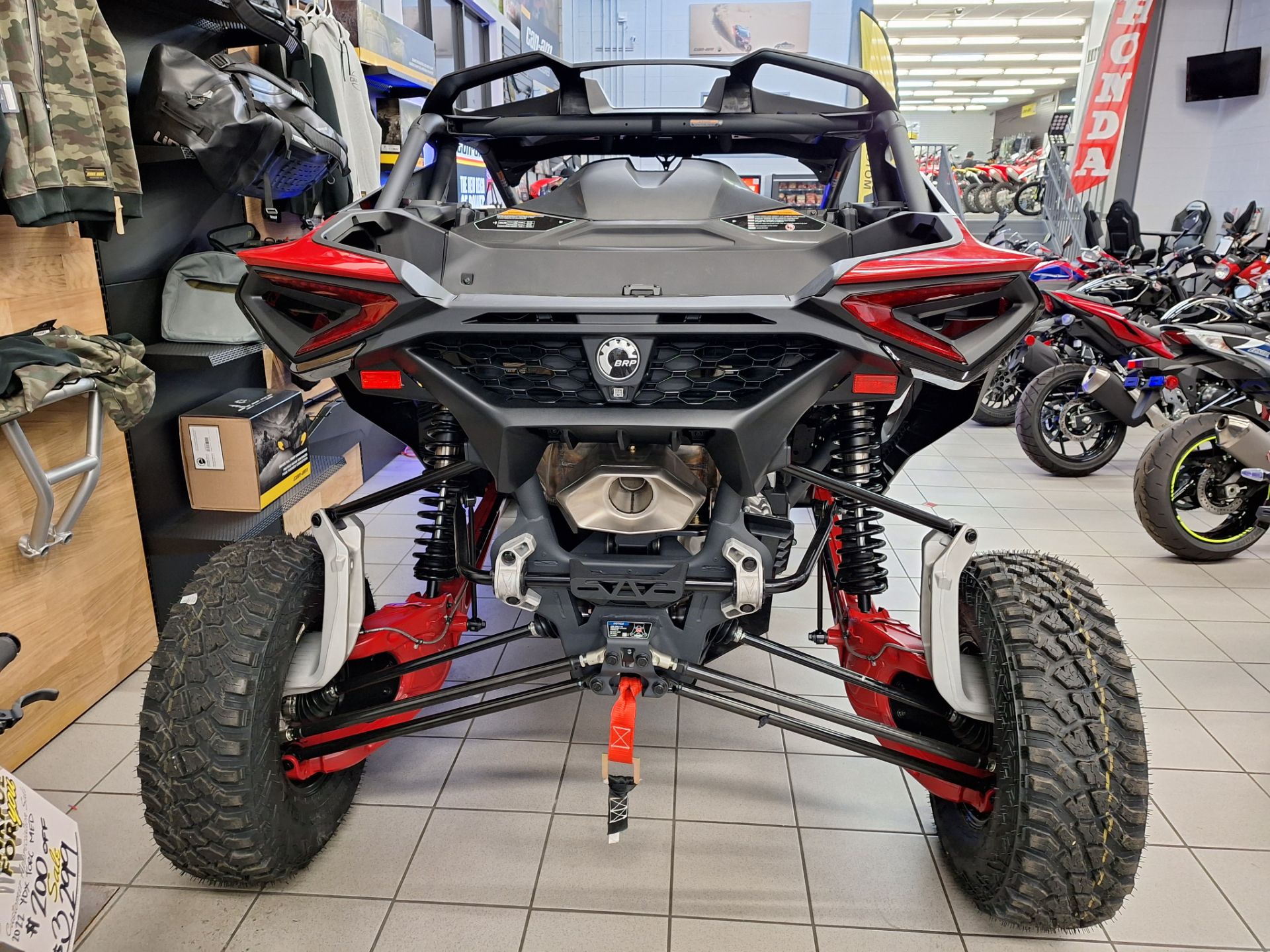 2024 Can-Am Maverick R X 999T DCT in Ontario, California - Photo 22