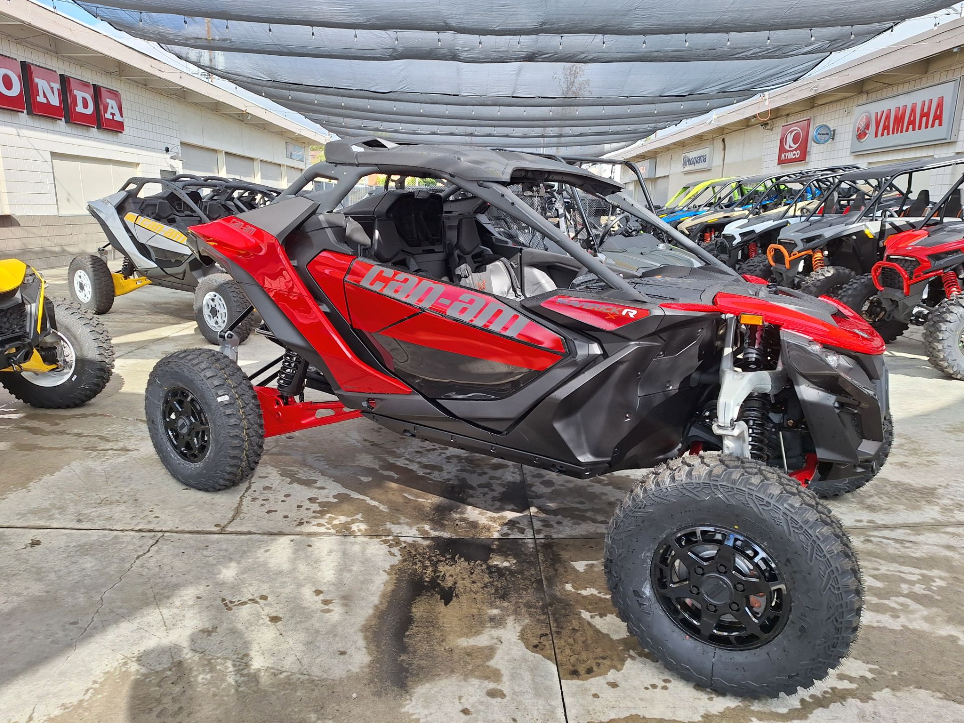 2024 Can-Am Maverick R X 999T DCT in Ontario, California - Photo 31