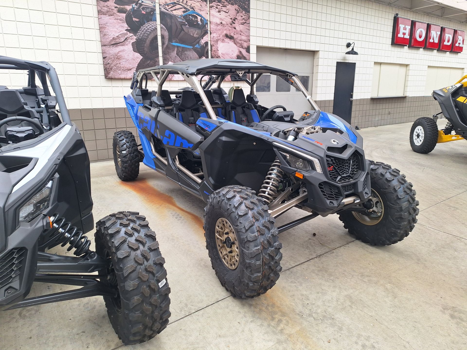 2024 Can-Am Maverick X3 MAX X RS Turbo RR in Ontario, California - Photo 16