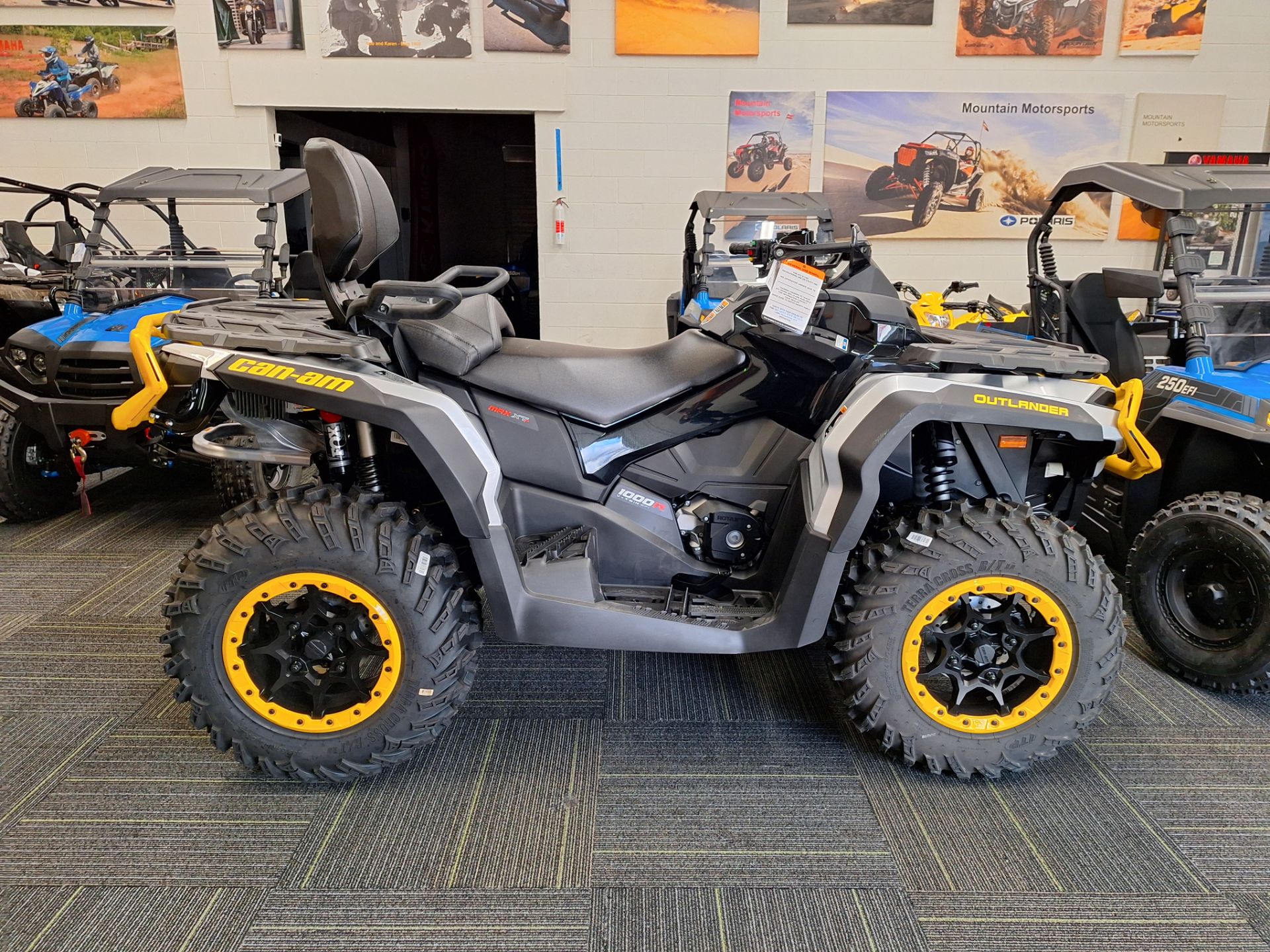 2024 Can-Am Outlander MAX XT-P 1000R in Ontario, California - Photo 5