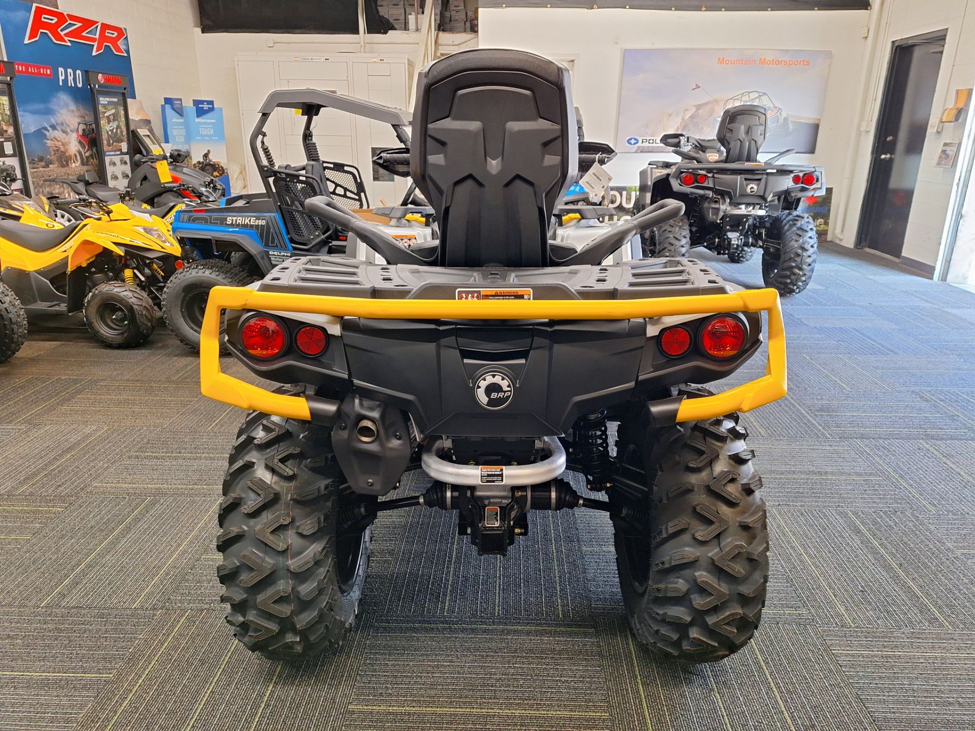 2024 Can-Am Outlander MAX XT-P 1000R in Ontario, California - Photo 11