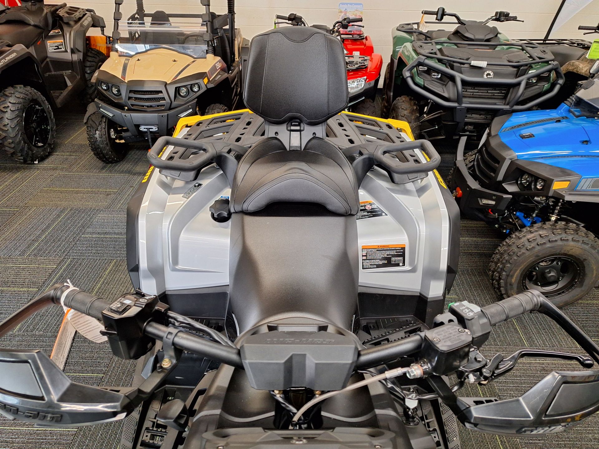 2024 Can-Am Outlander MAX XT-P 1000R in Ontario, California - Photo 20