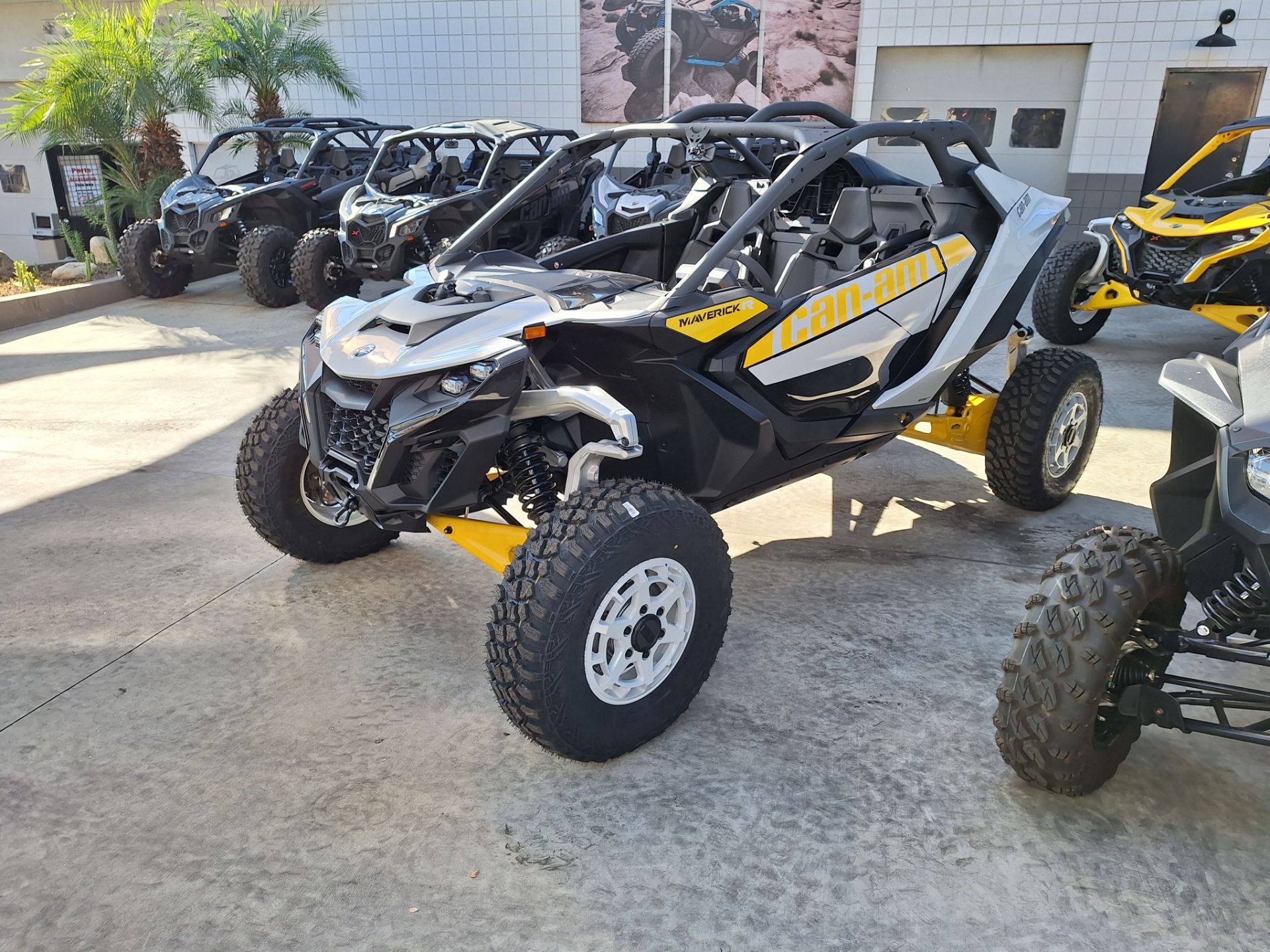 2024 Can-Am Maverick R 999T DCT in Ontario, California - Photo 9