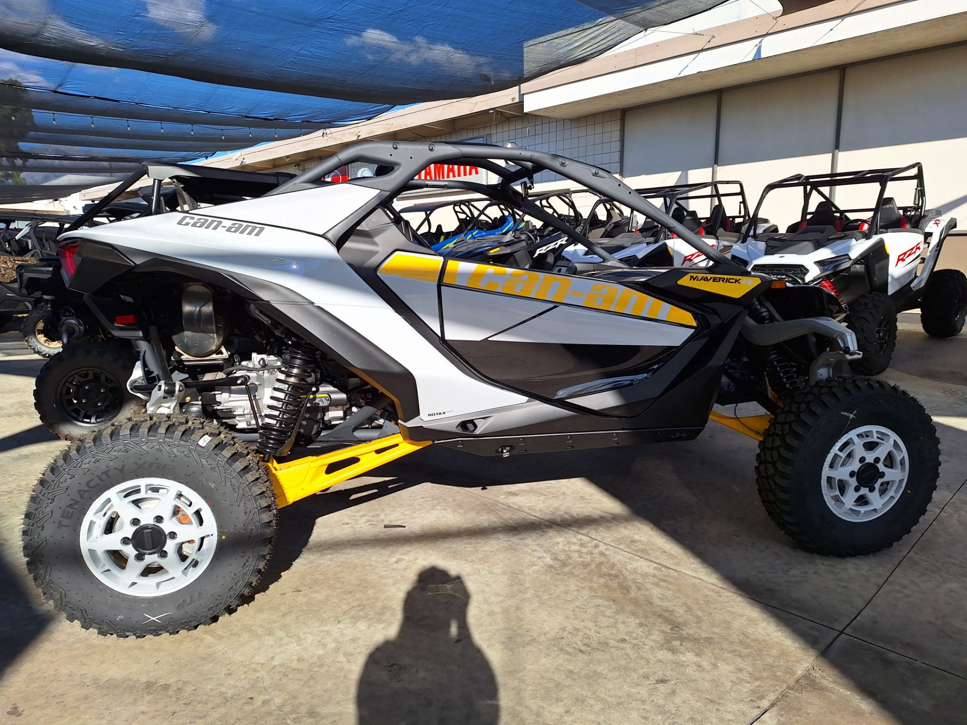 2024 Can-Am Maverick R in Ontario, California - Photo 21