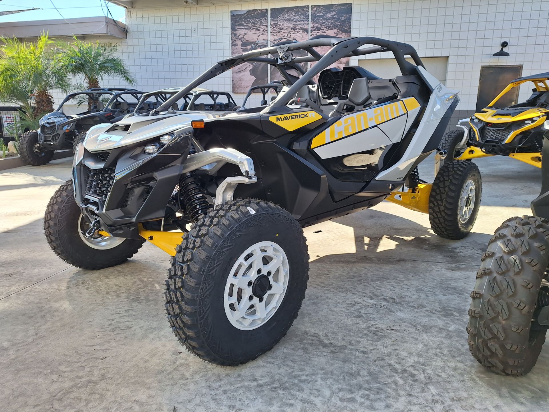 2024 Can-Am Maverick R 999T DCT in Ontario, California - Photo 10