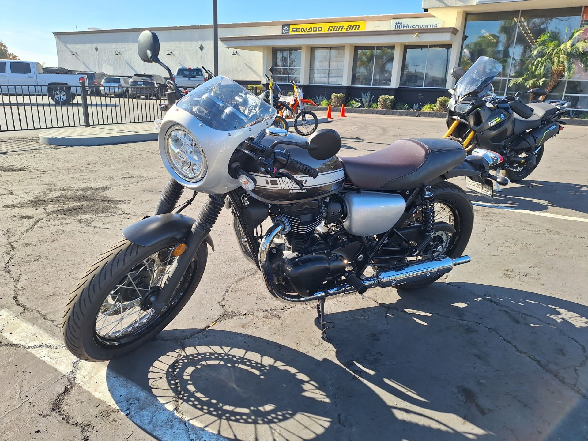 2019 Kawasaki W800 Cafe in Ontario, California - Photo 17