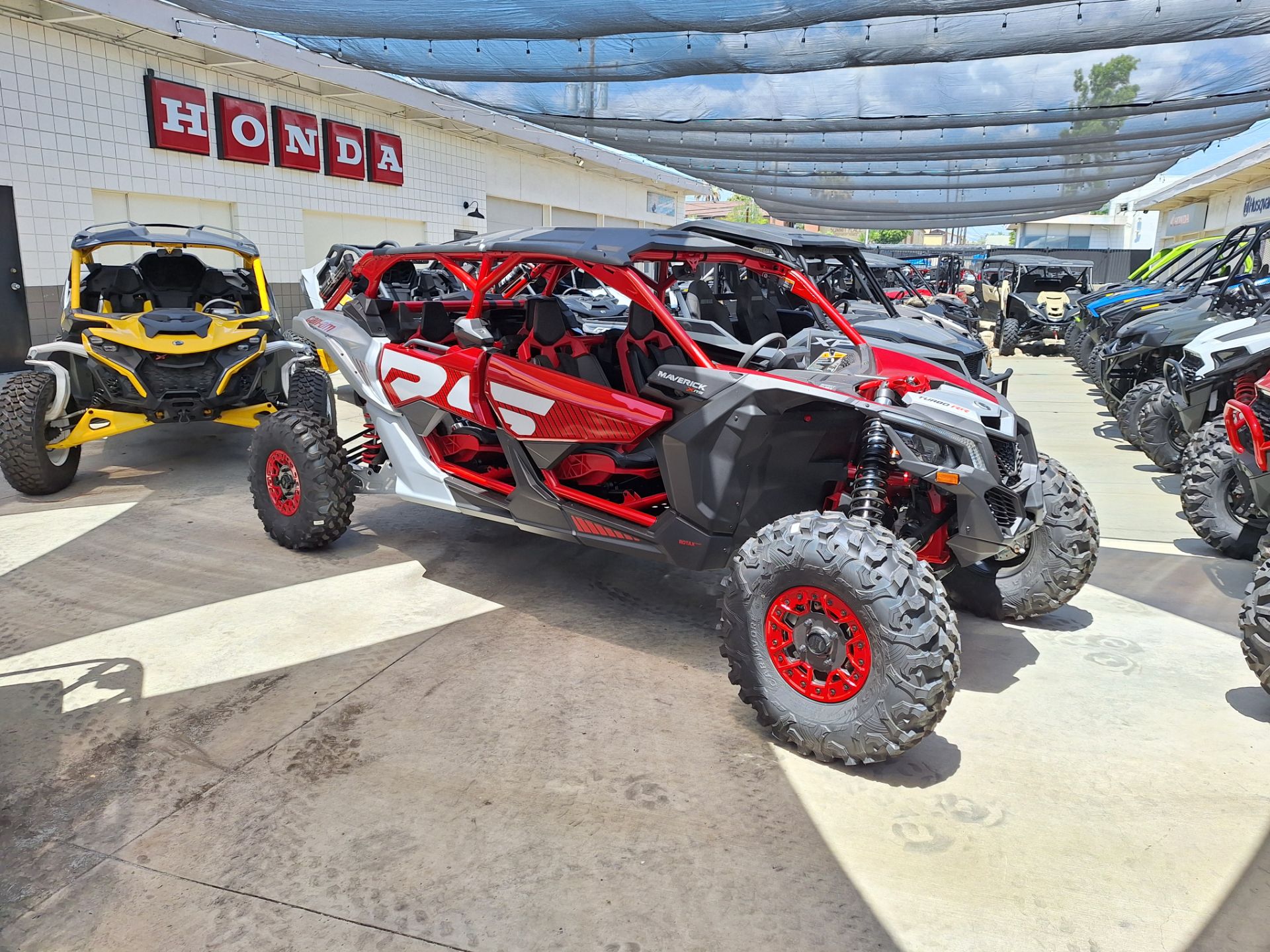 2024 Can-Am Maverick X3 MAX X RS Turbo RR with Smart-Shox in Ontario, California - Photo 2