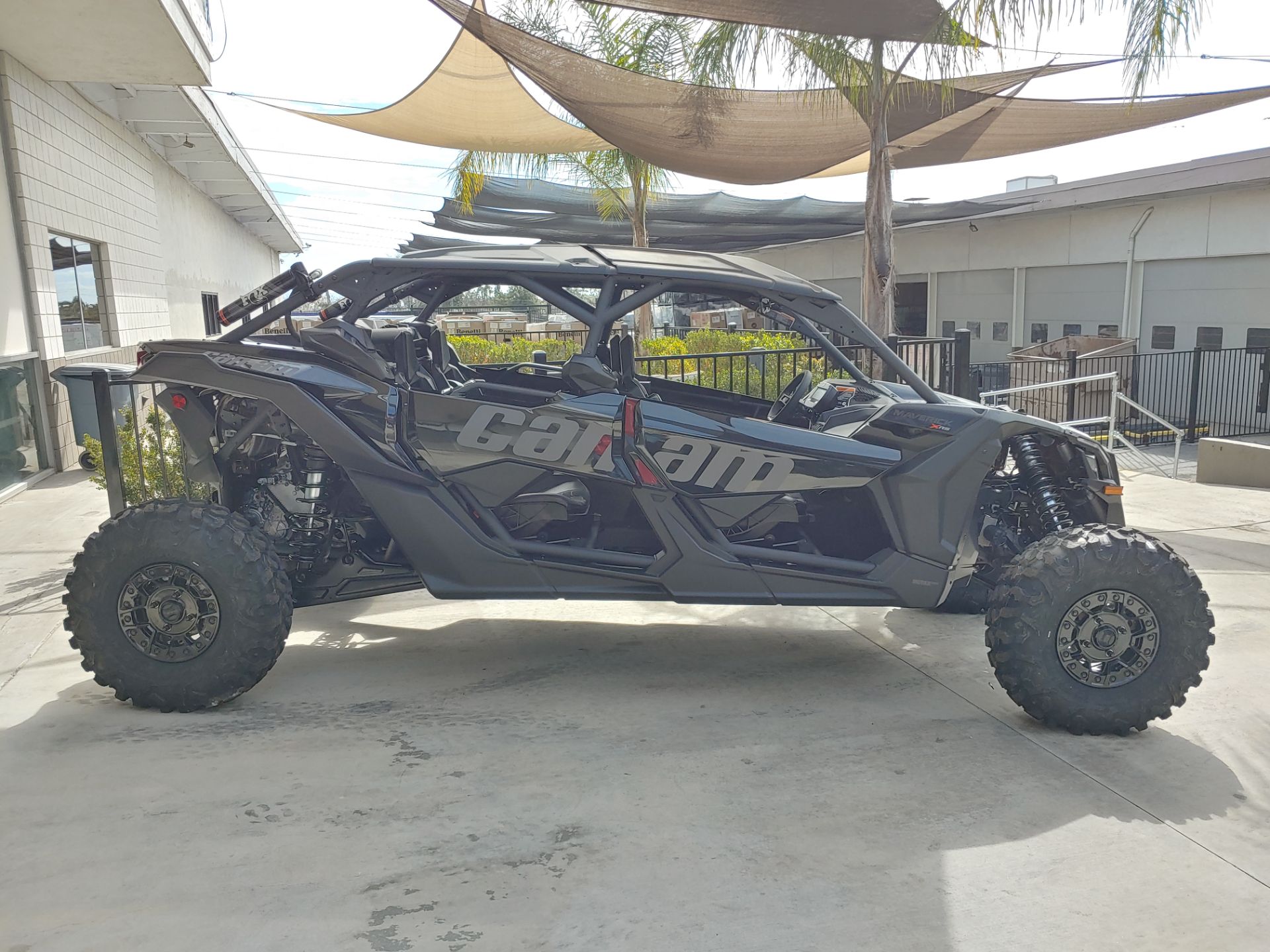 2023 Can-Am Maverick X3 Max X RS Turbo RR with Smart-Shox 72 in Ontario, California - Photo 2