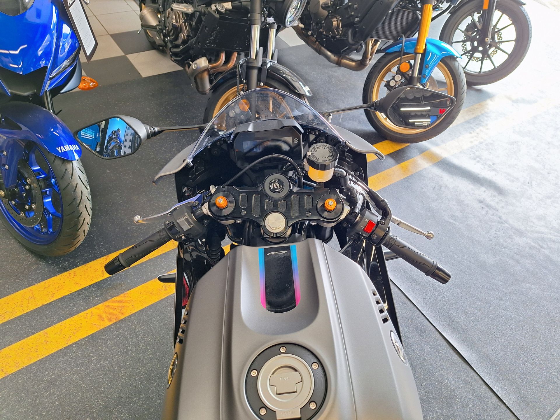 2024 Yamaha YZF-R7 in Ontario, California - Photo 17