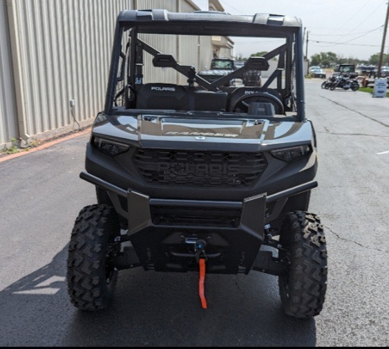 2025 Polaris Ranger 1000 Premium in Petoskey, Michigan - Photo 2