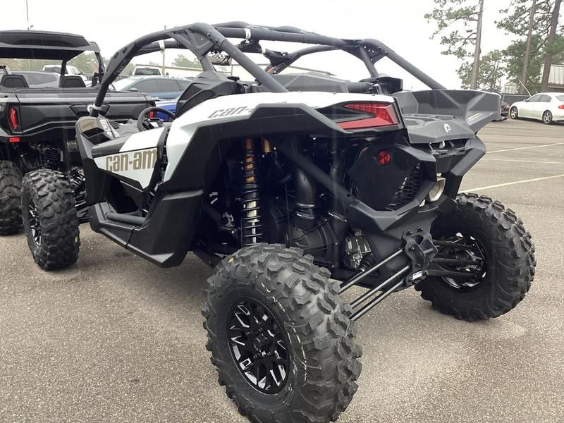 2024 Can-Am Maverick X3 RS Turbo in Hillman, Michigan - Photo 3