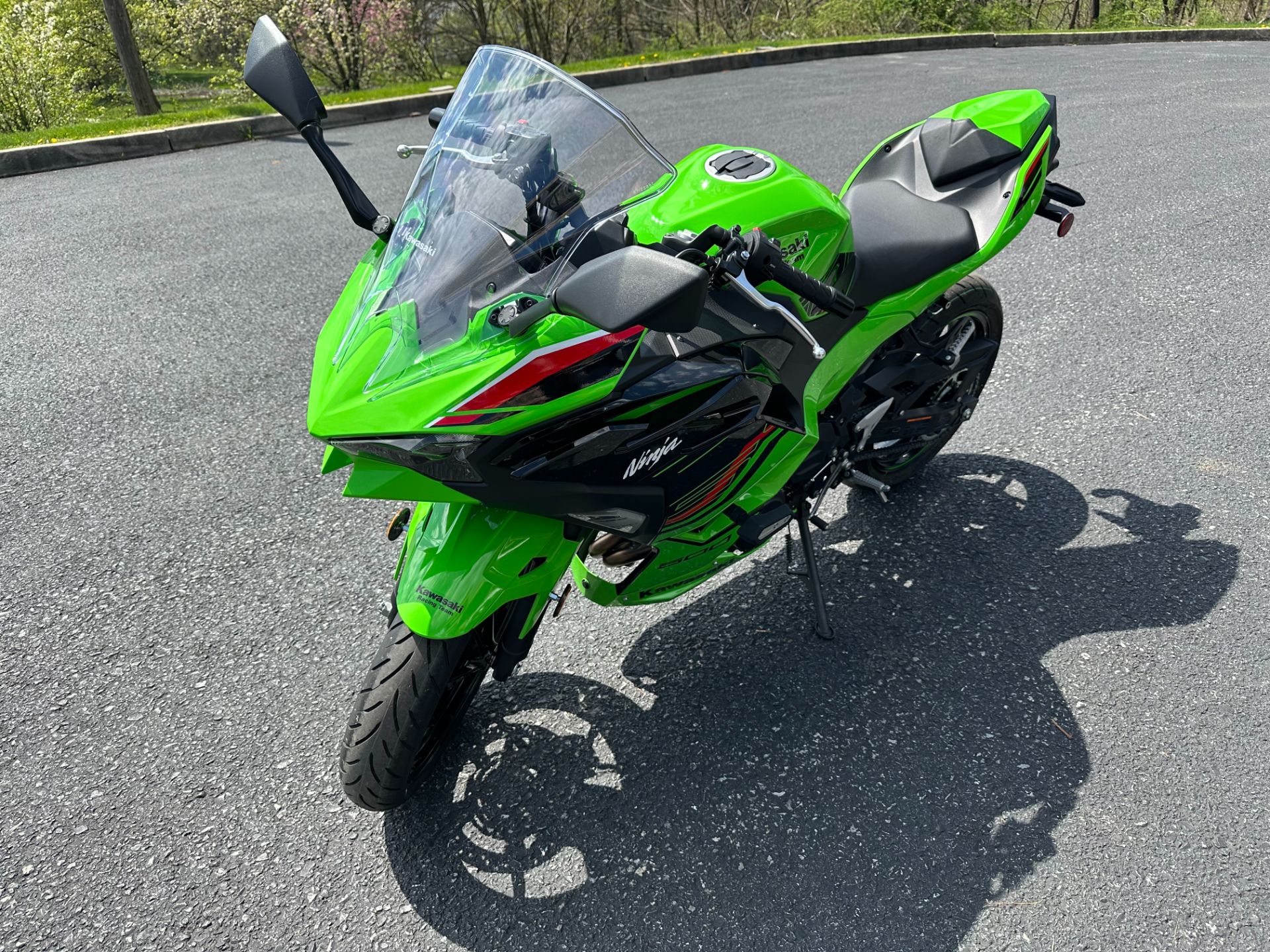 2024 Kawasaki Ninja 500 KRT Edition SE ABS in Mechanicsburg, Pennsylvania - Photo 7