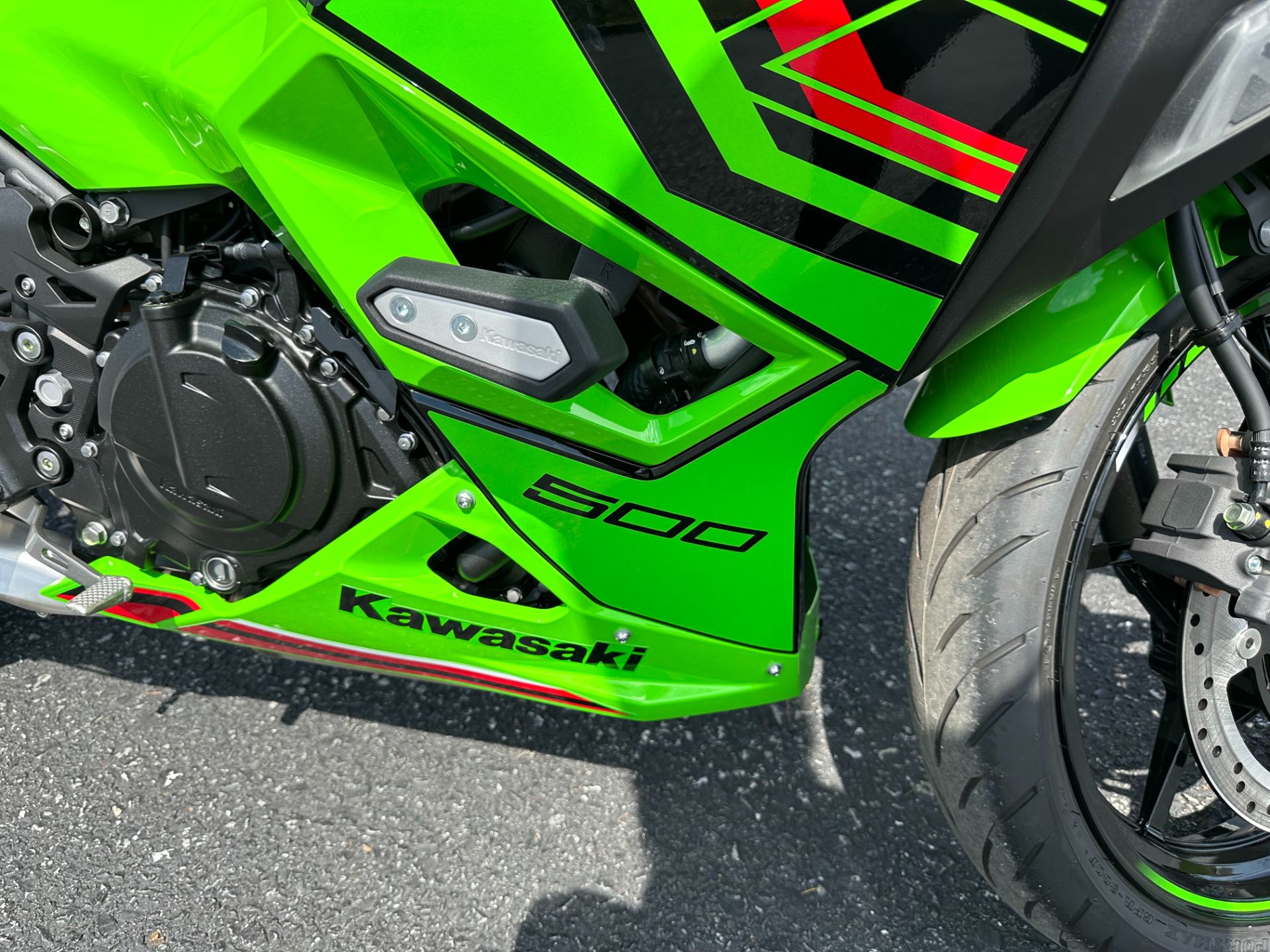 2024 Kawasaki Ninja 500 KRT Edition SE ABS in Mechanicsburg, Pennsylvania - Photo 10