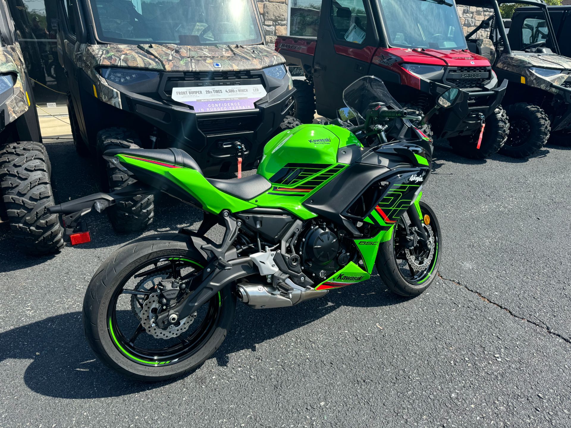 2024 Kawasaki Ninja 650 KRT Edition ABS in Mechanicsburg, Pennsylvania - Photo 3